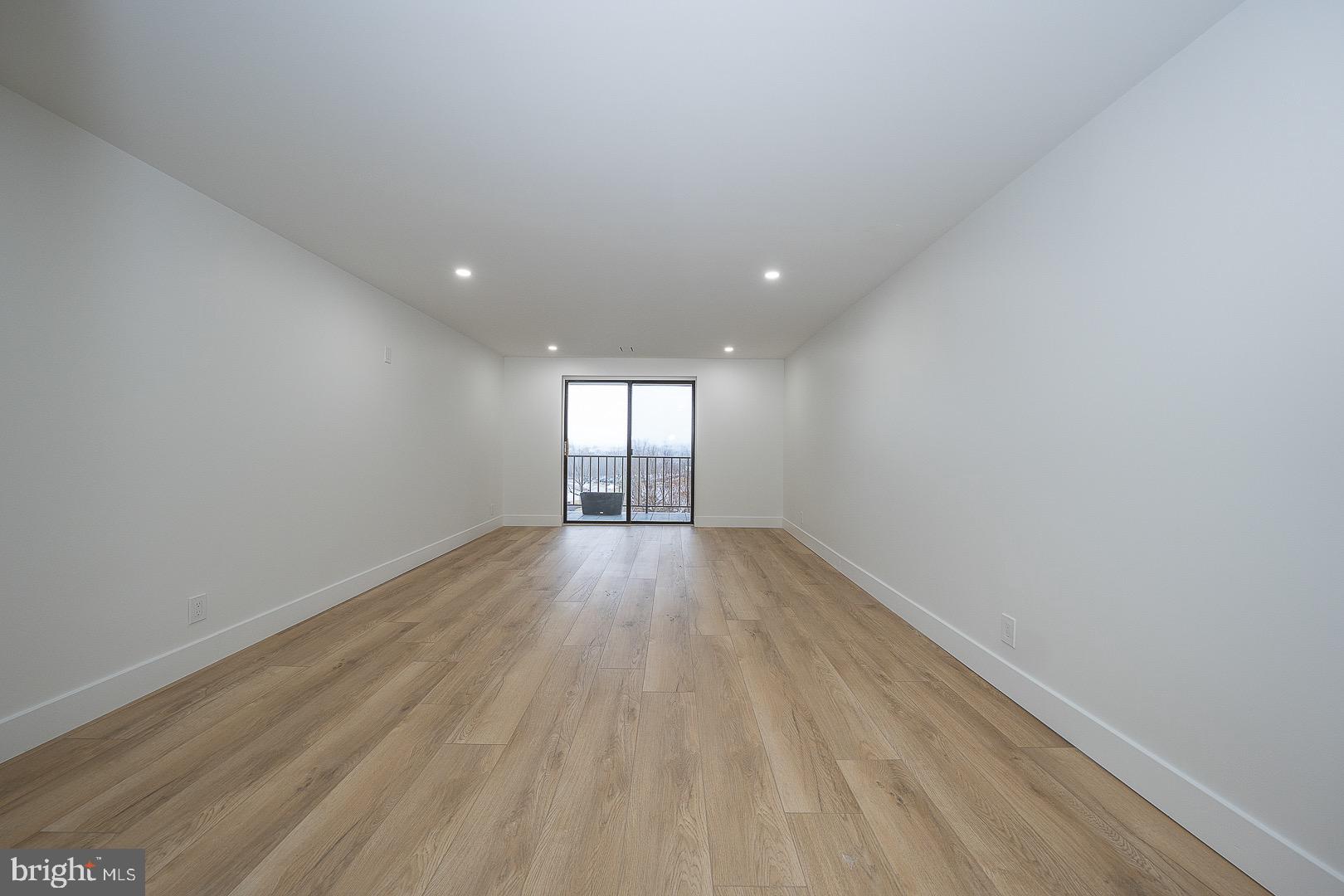 VALLEY FORGE TOWER - Residential