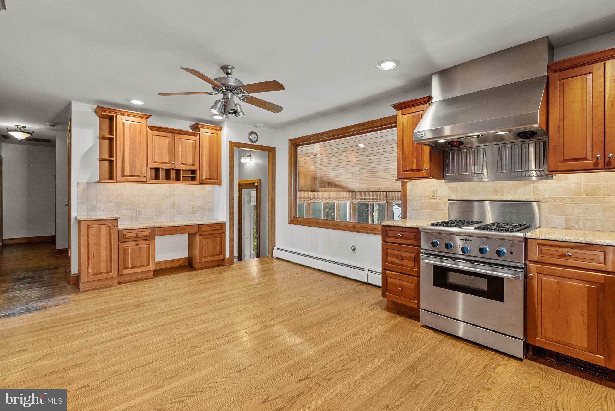 DAVISVILLE - Residential