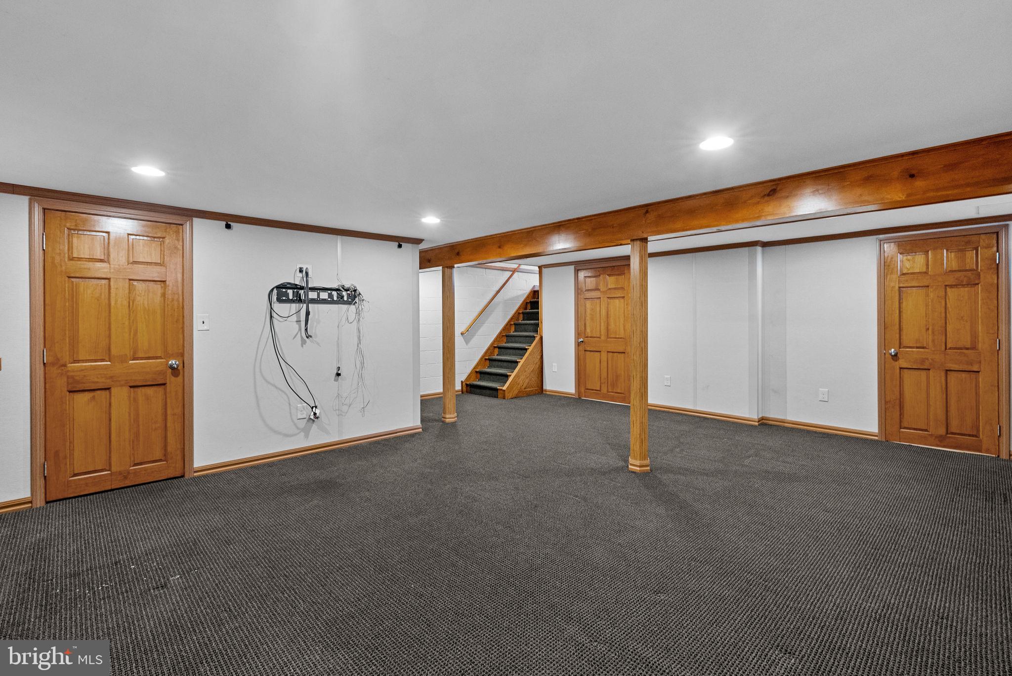 DAVISVILLE - Residential