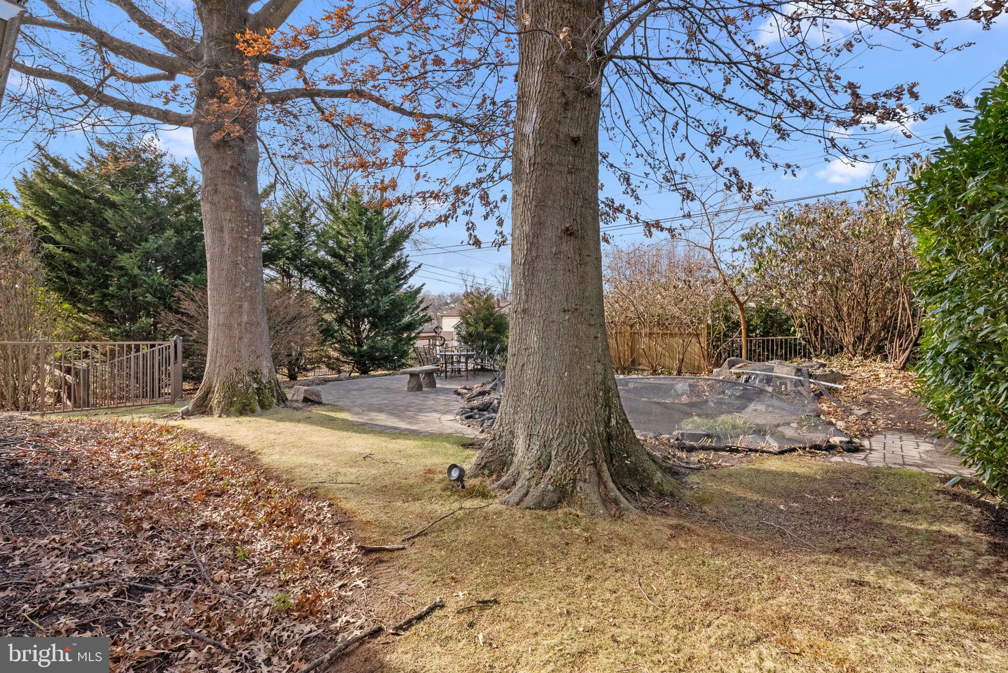 DAVISVILLE - Residential