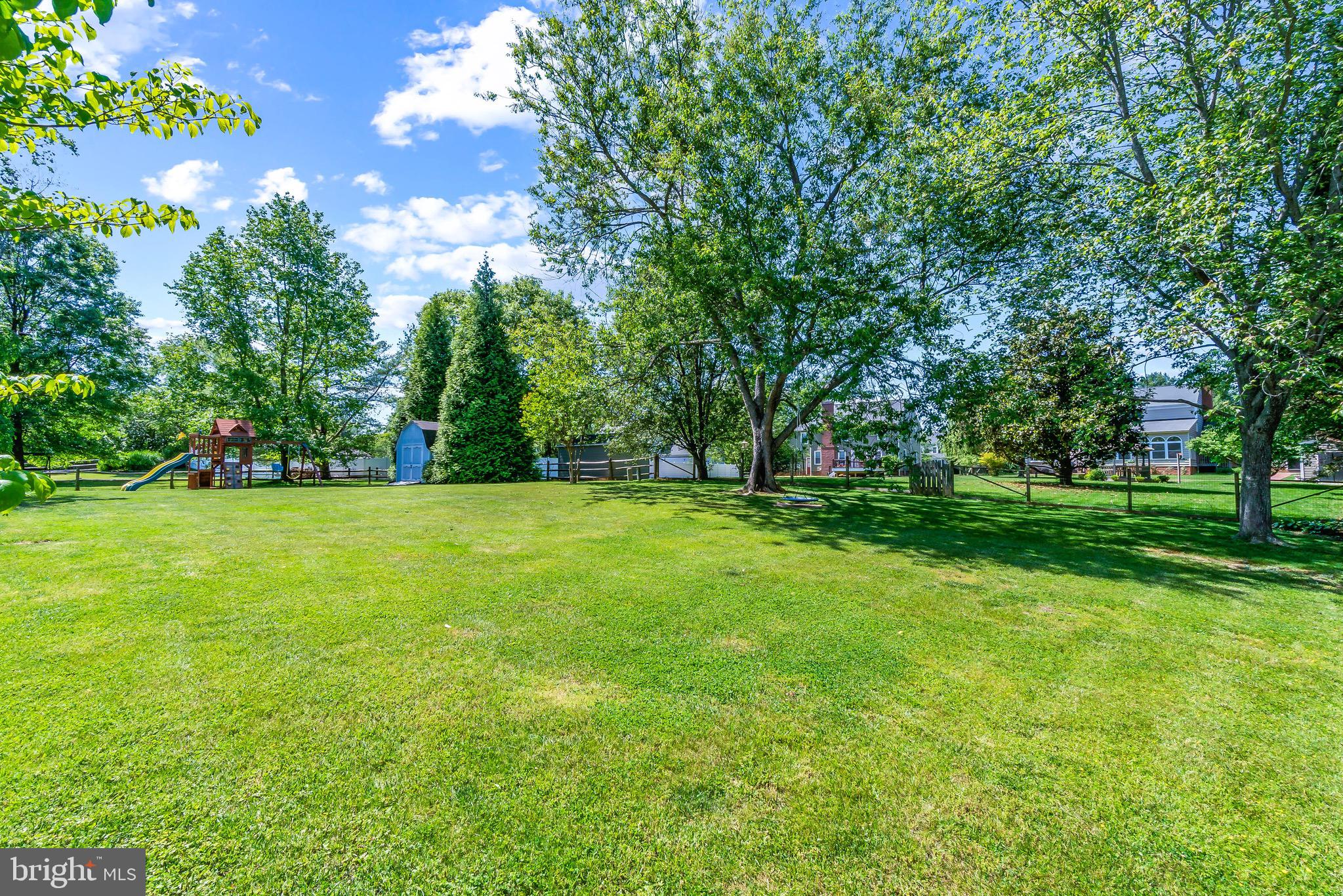 WOODLAWN - Residential