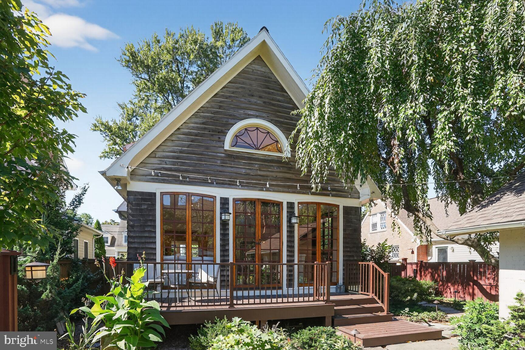 LEEWAY GARDENS - Residential