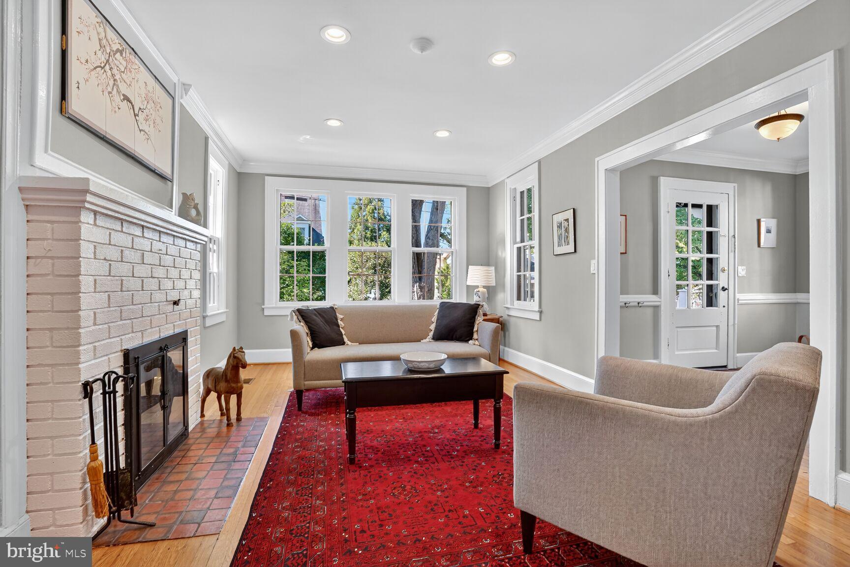 LEEWAY GARDENS - Residential