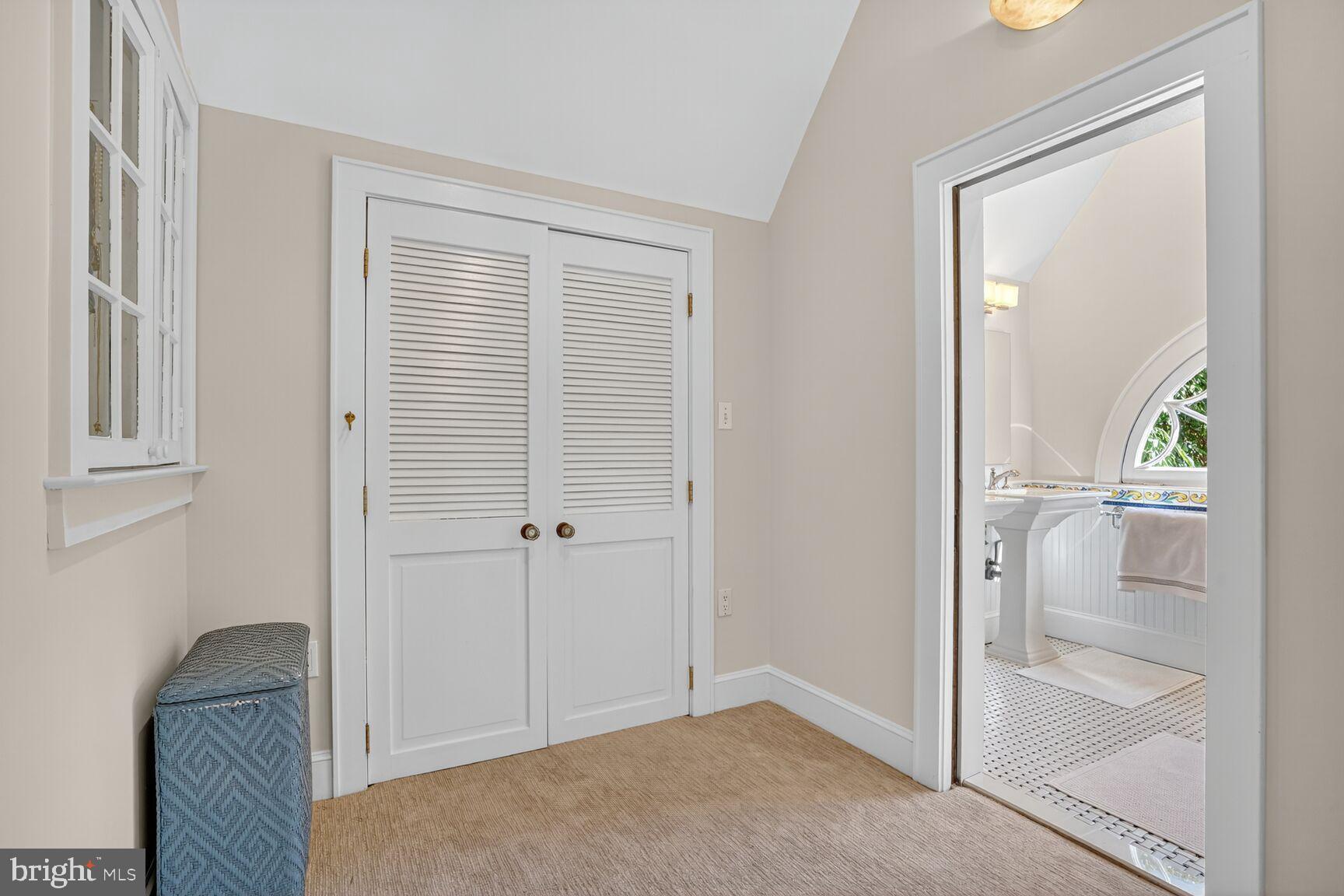 LEEWAY GARDENS - Residential