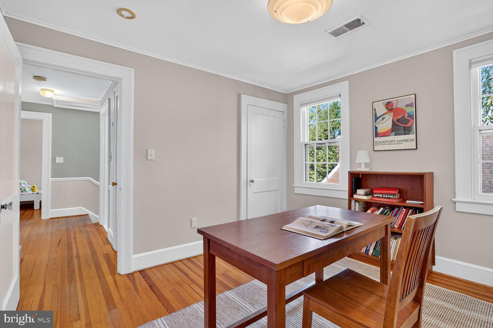 LEEWAY GARDENS - Residential