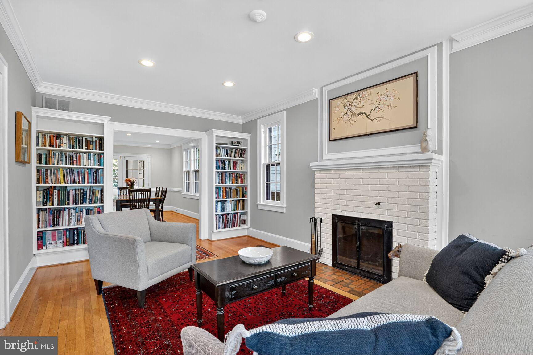 LEEWAY GARDENS - Residential