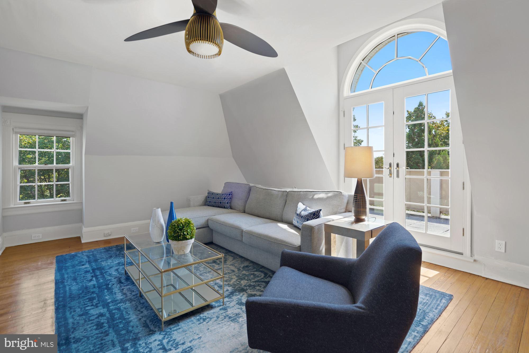 WOODLEY PARK - Residential