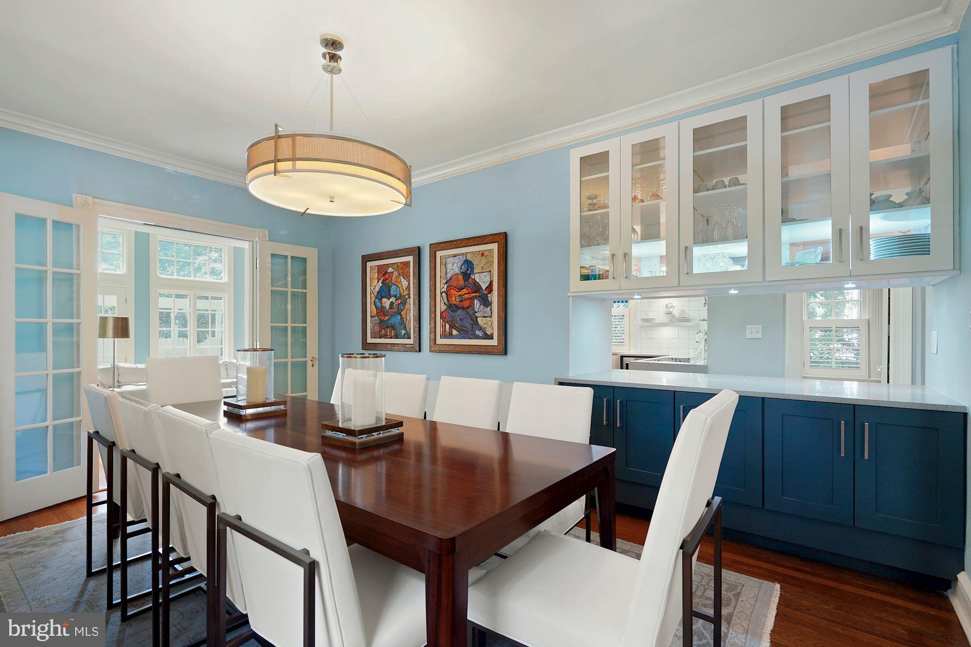 WOODLEY PARK - Residential