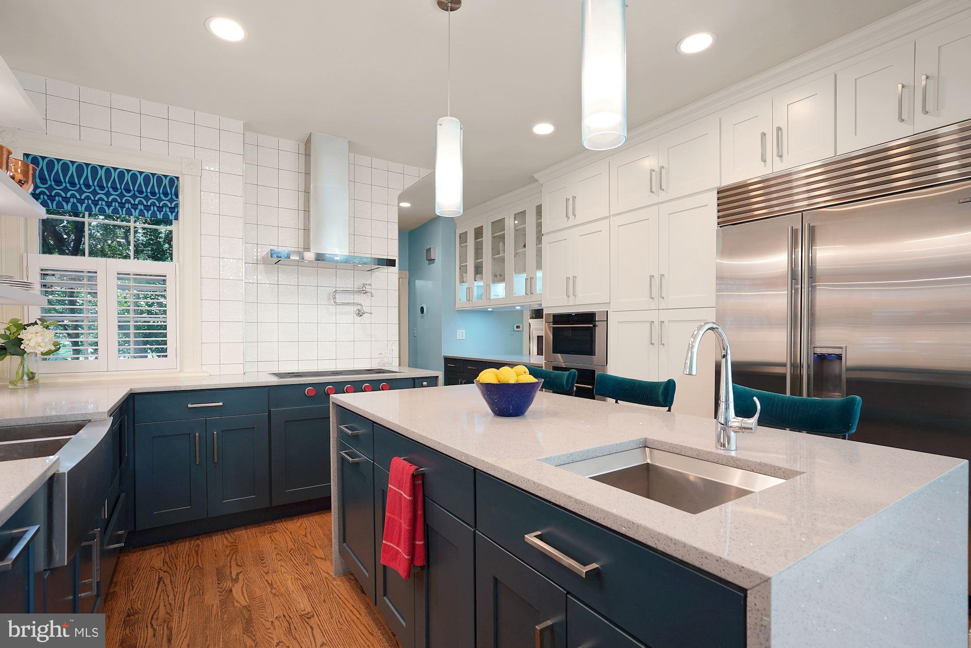 WOODLEY PARK - Residential