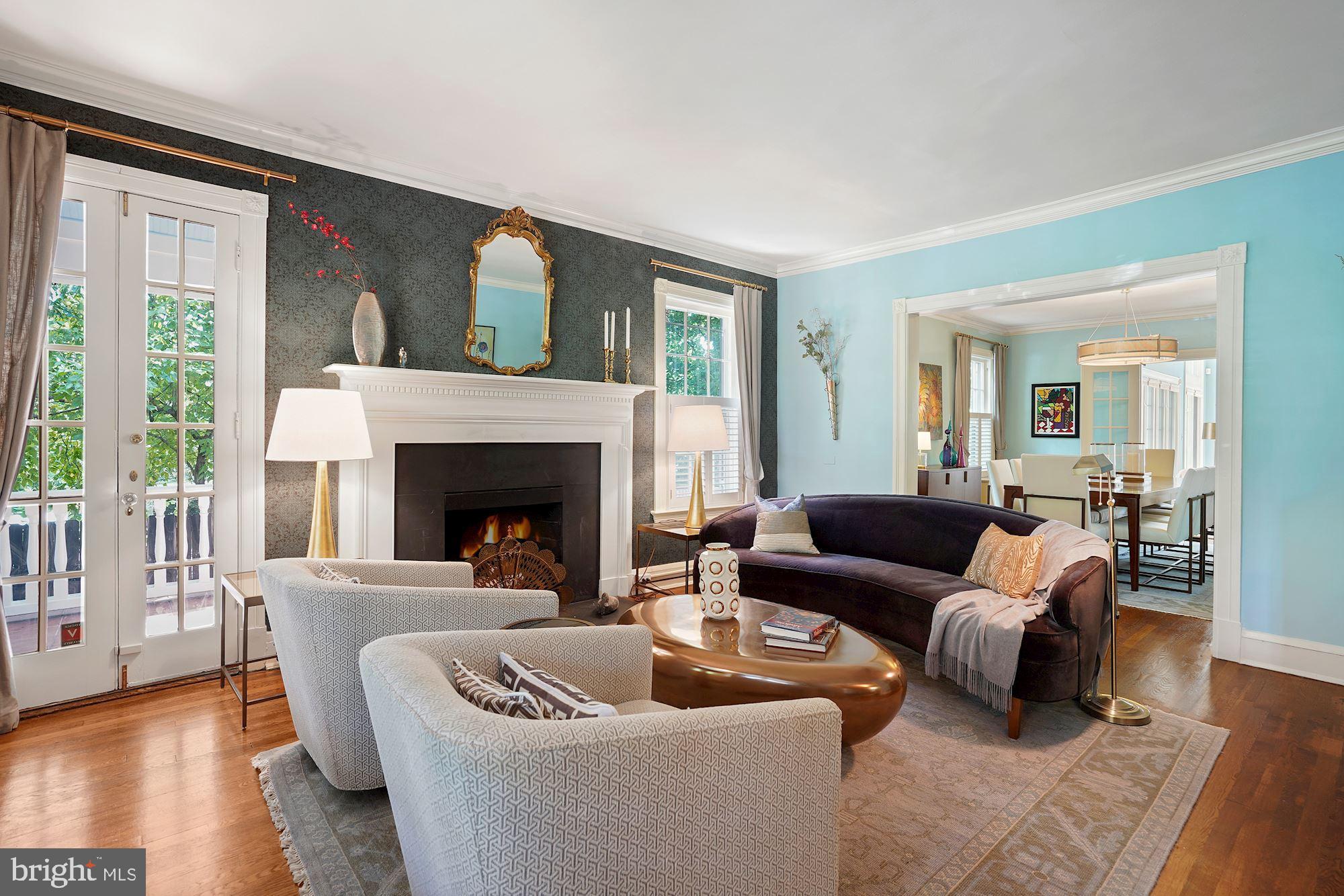 WOODLEY PARK - Residential