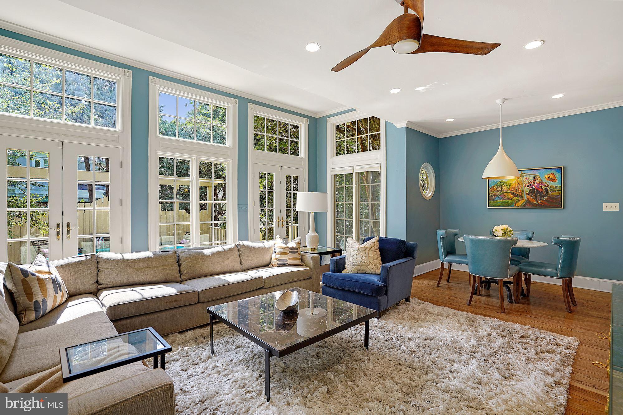 WOODLEY PARK - Residential