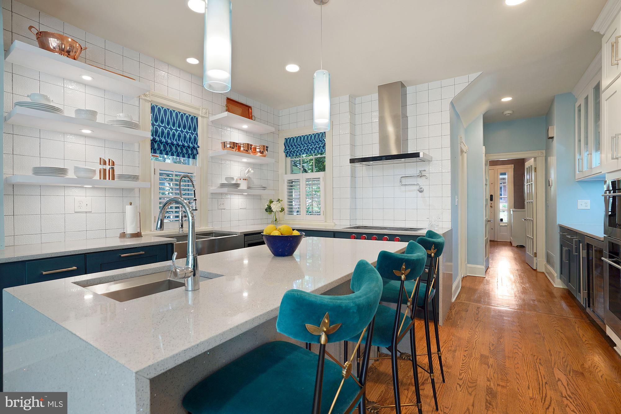 WOODLEY PARK - Residential