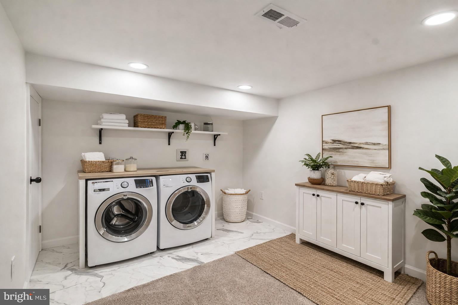 GERMANTOWN - Residential