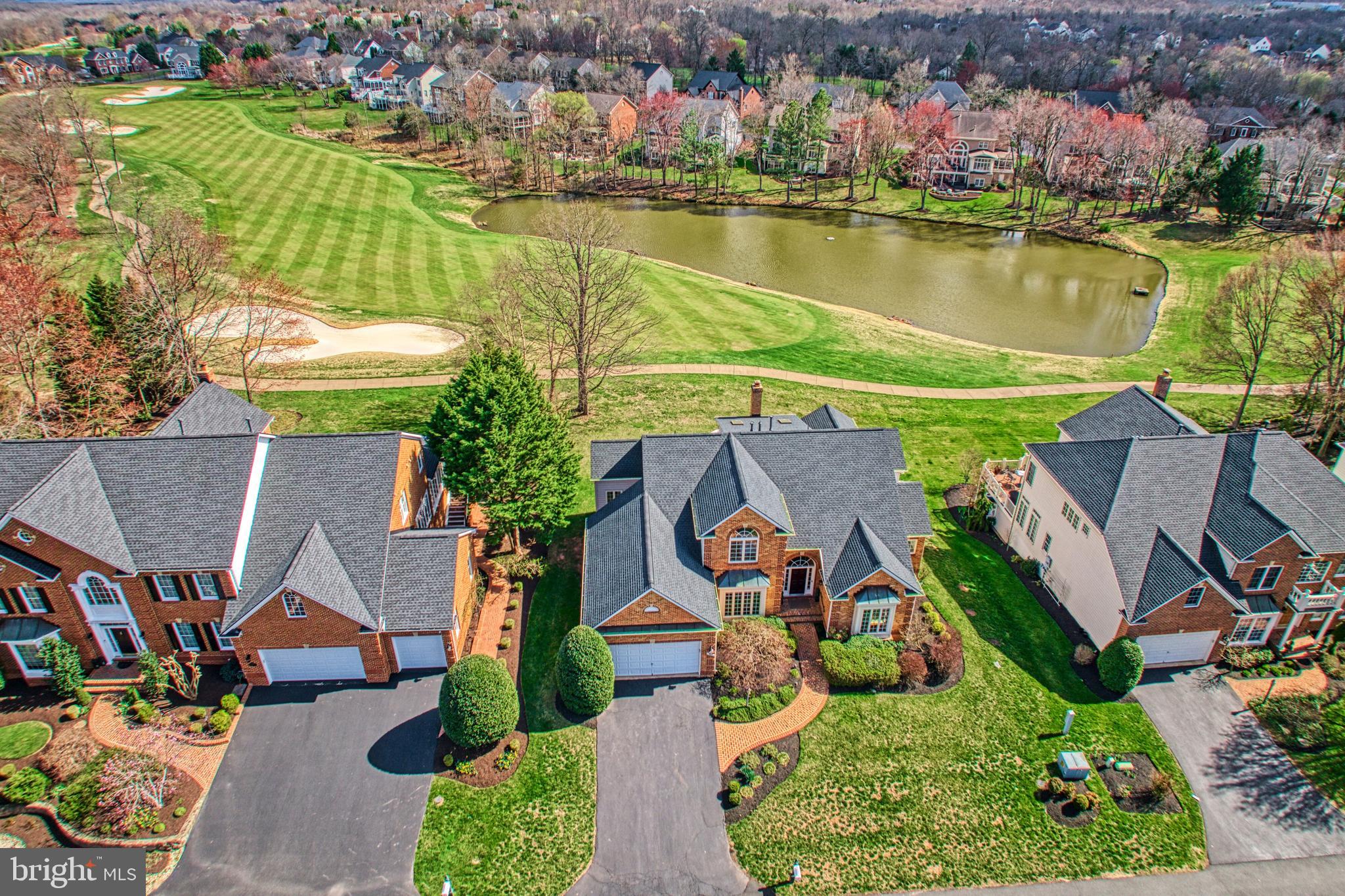 RIVER CREEK - Residential