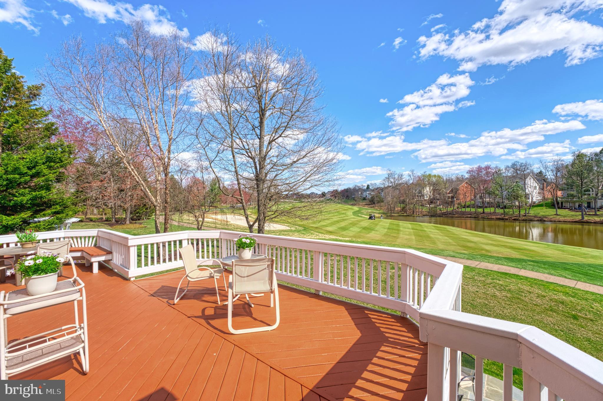 RIVER CREEK - Residential