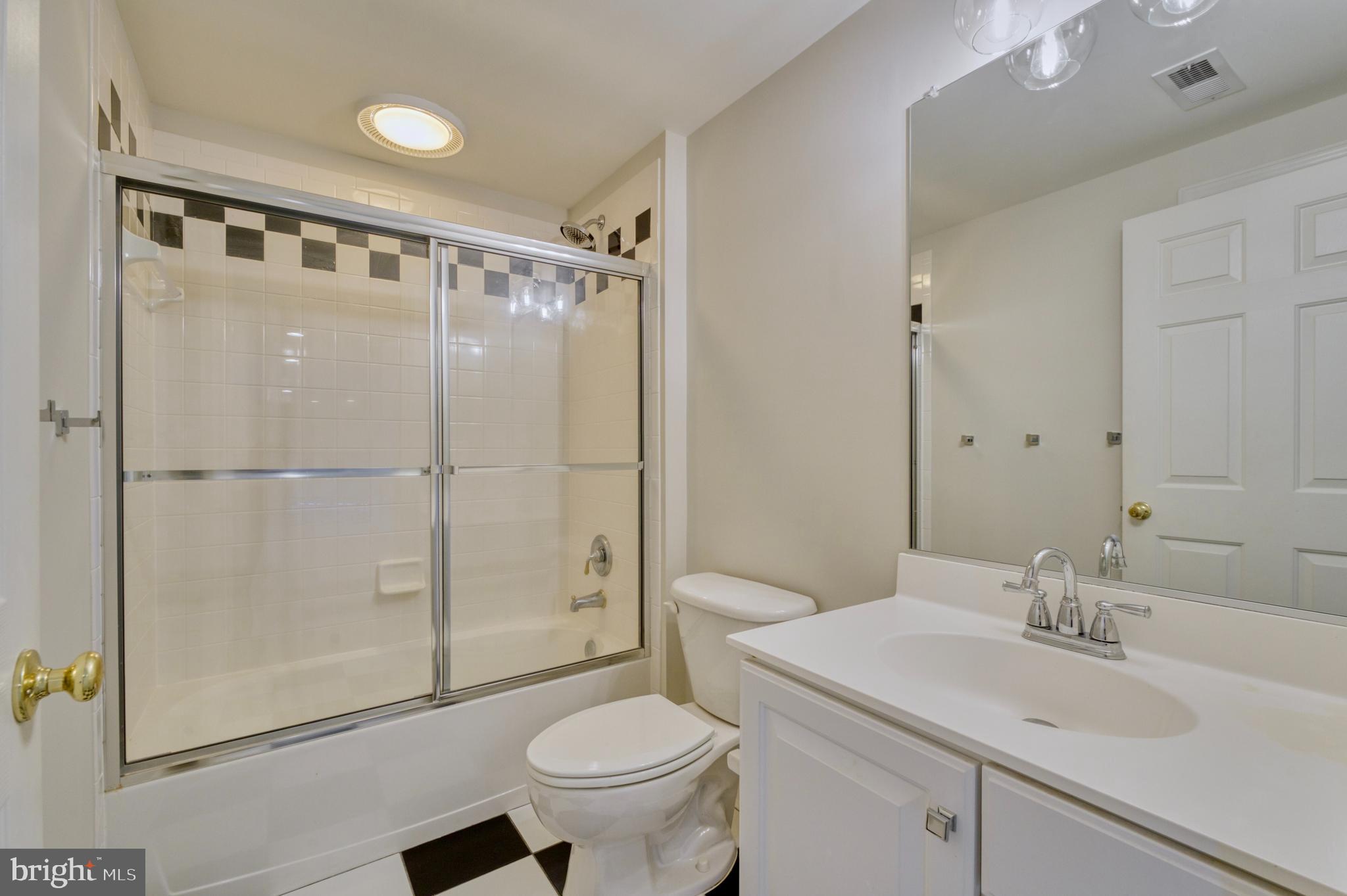 RIVER CREEK - Residential