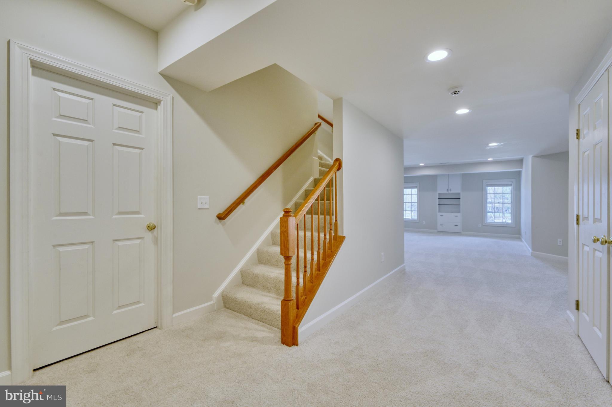 RIVER CREEK - Residential