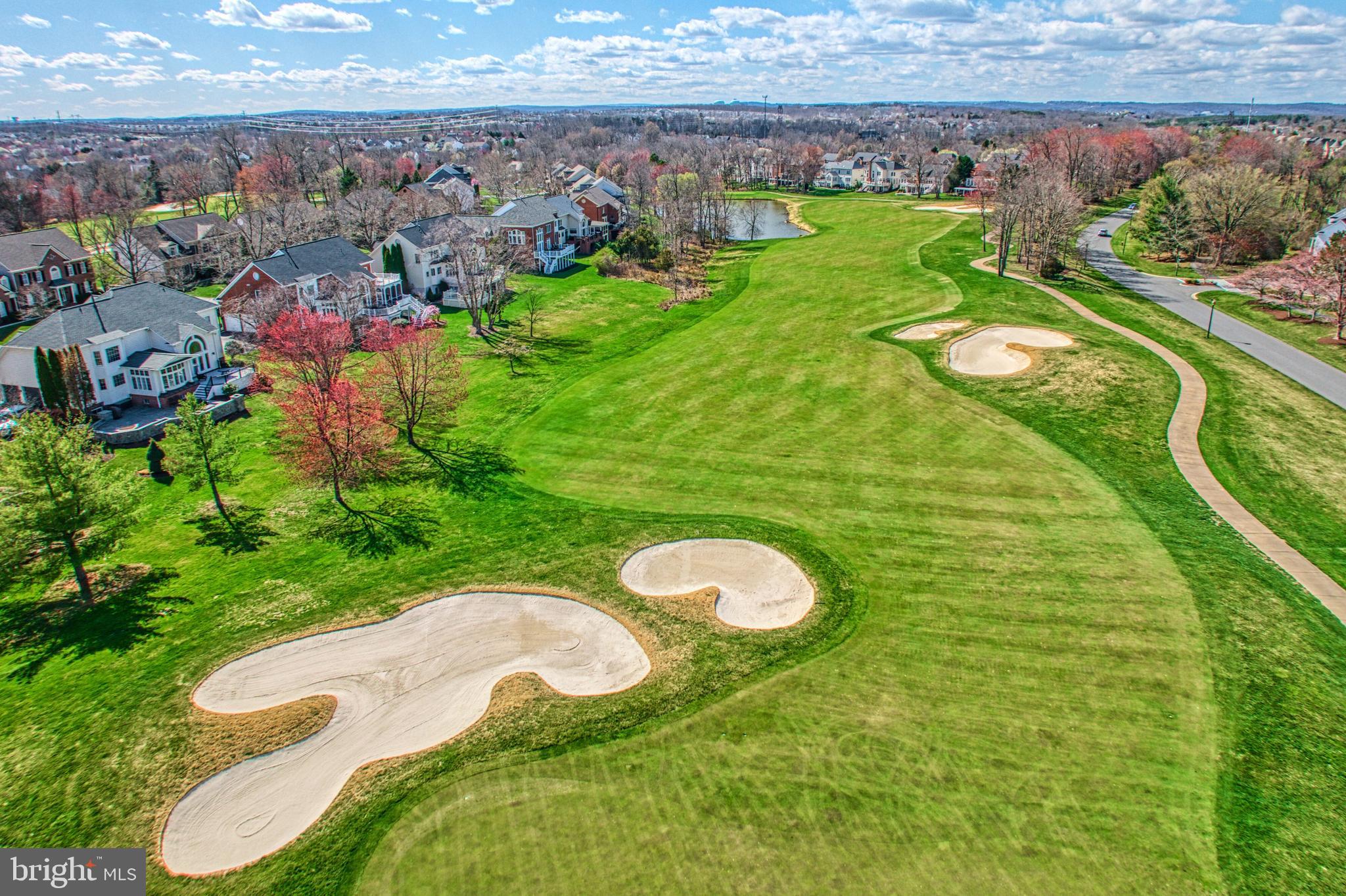 RIVER CREEK - Residential
