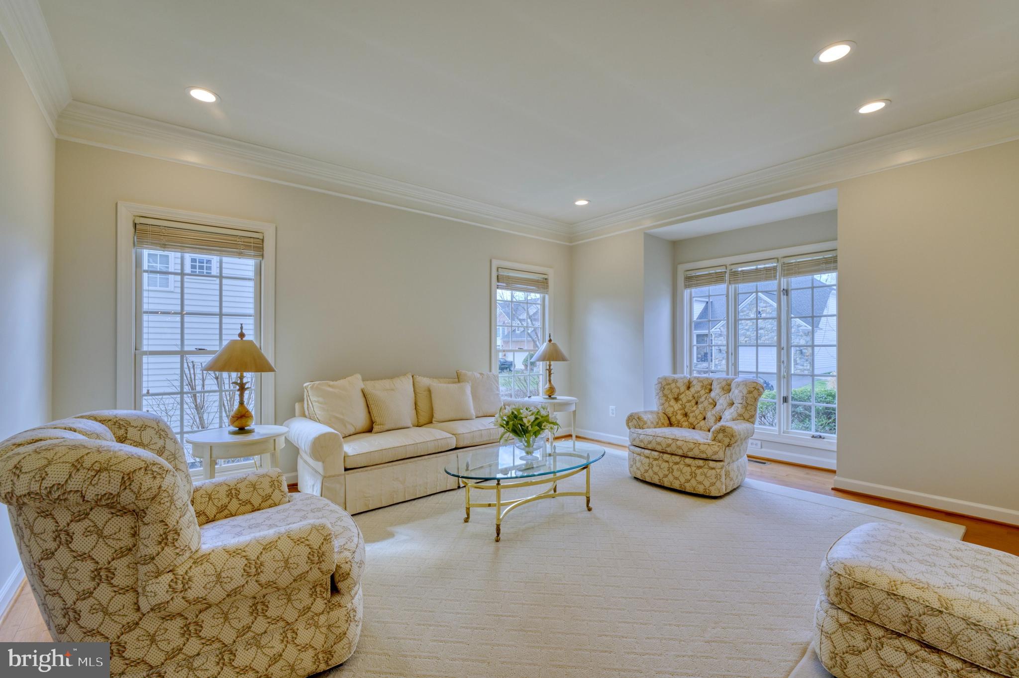 RIVER CREEK - Residential