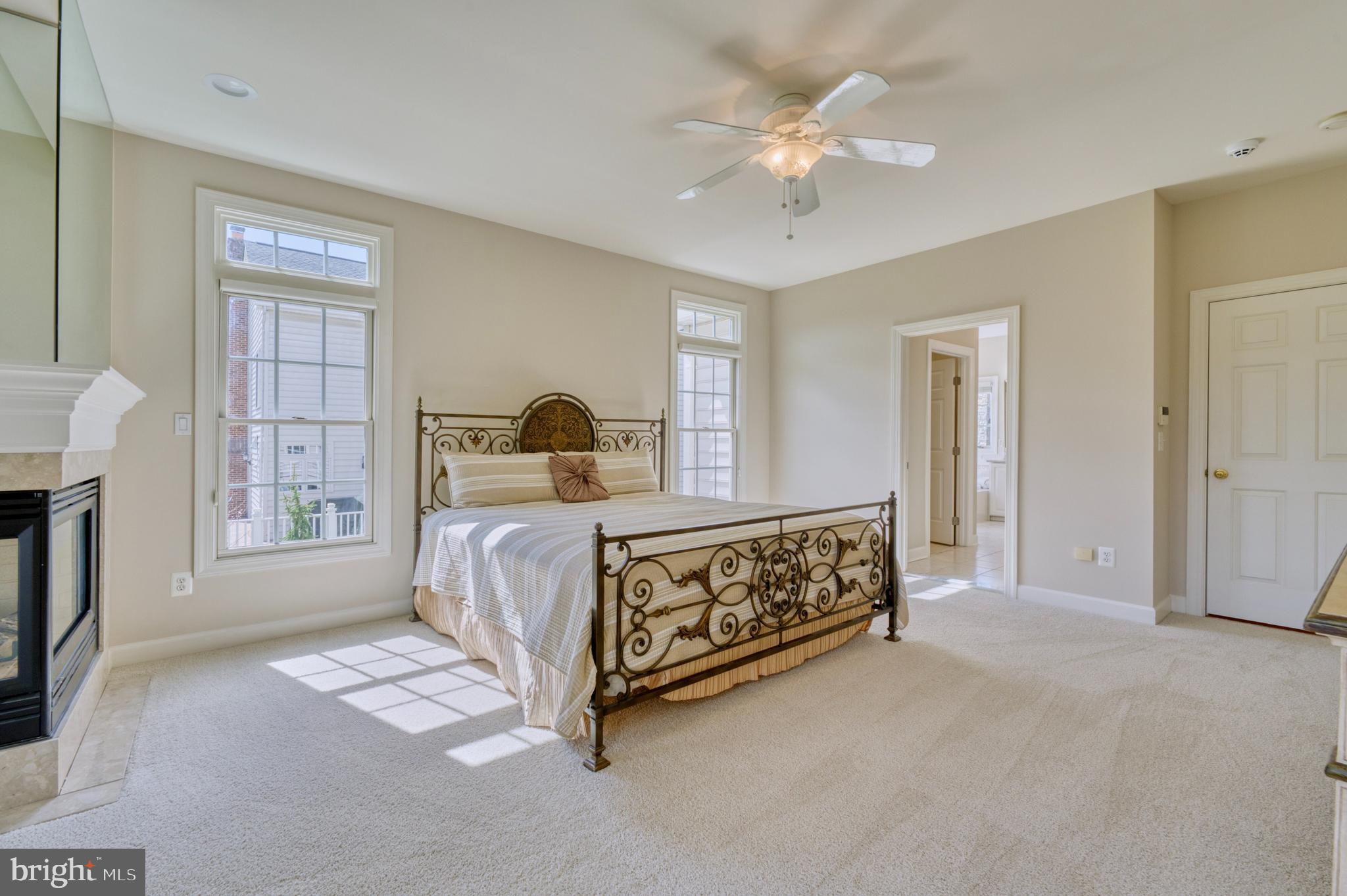 RIVER CREEK - Residential