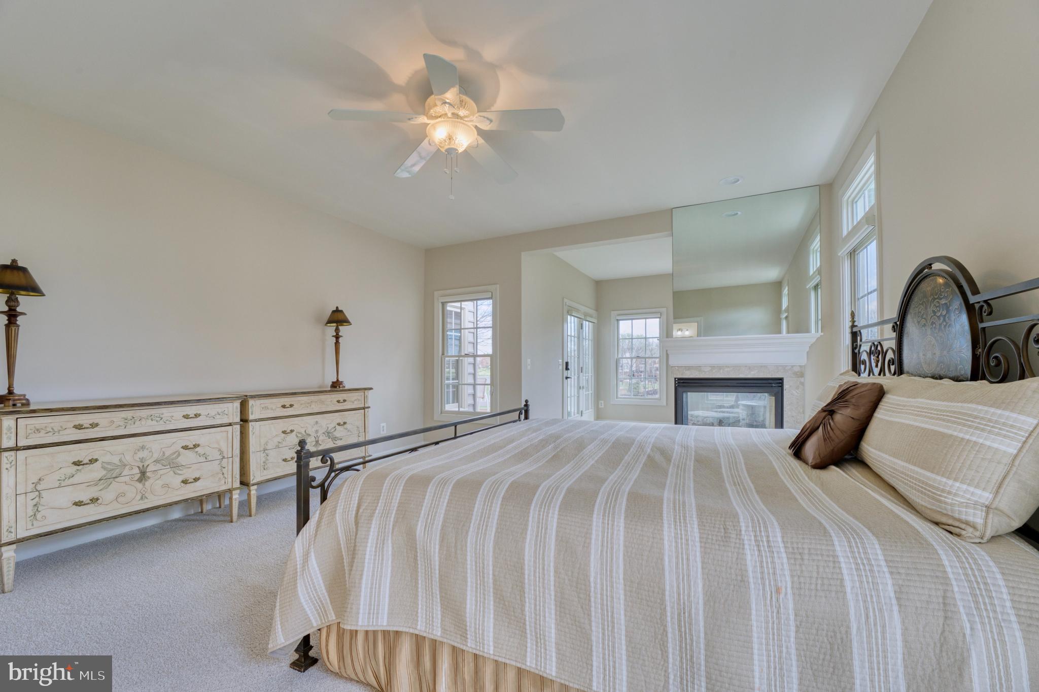 RIVER CREEK - Residential