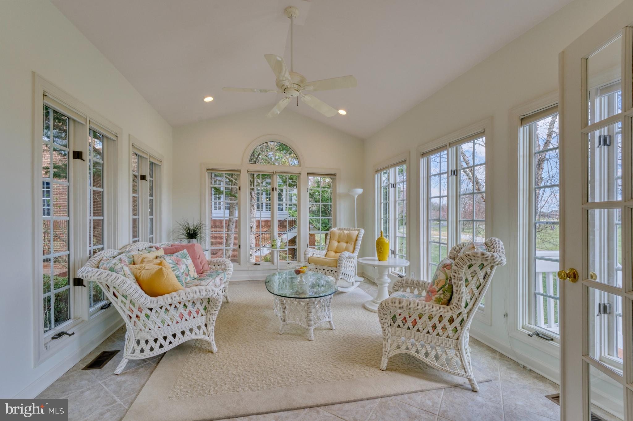 RIVER CREEK - Residential