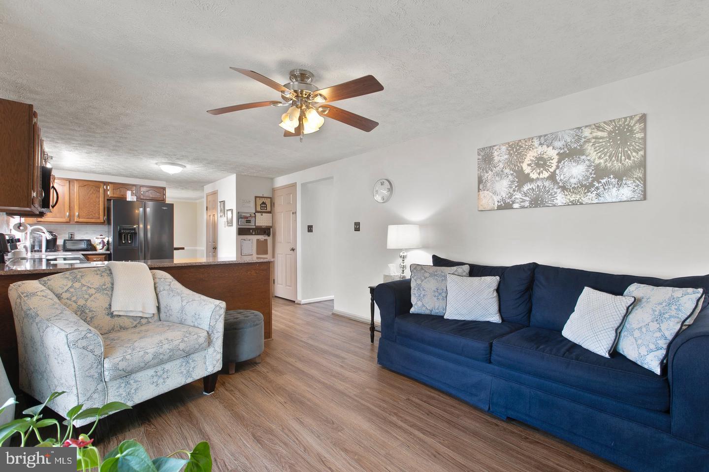 MAYFIELD MANOR - Residential Lease