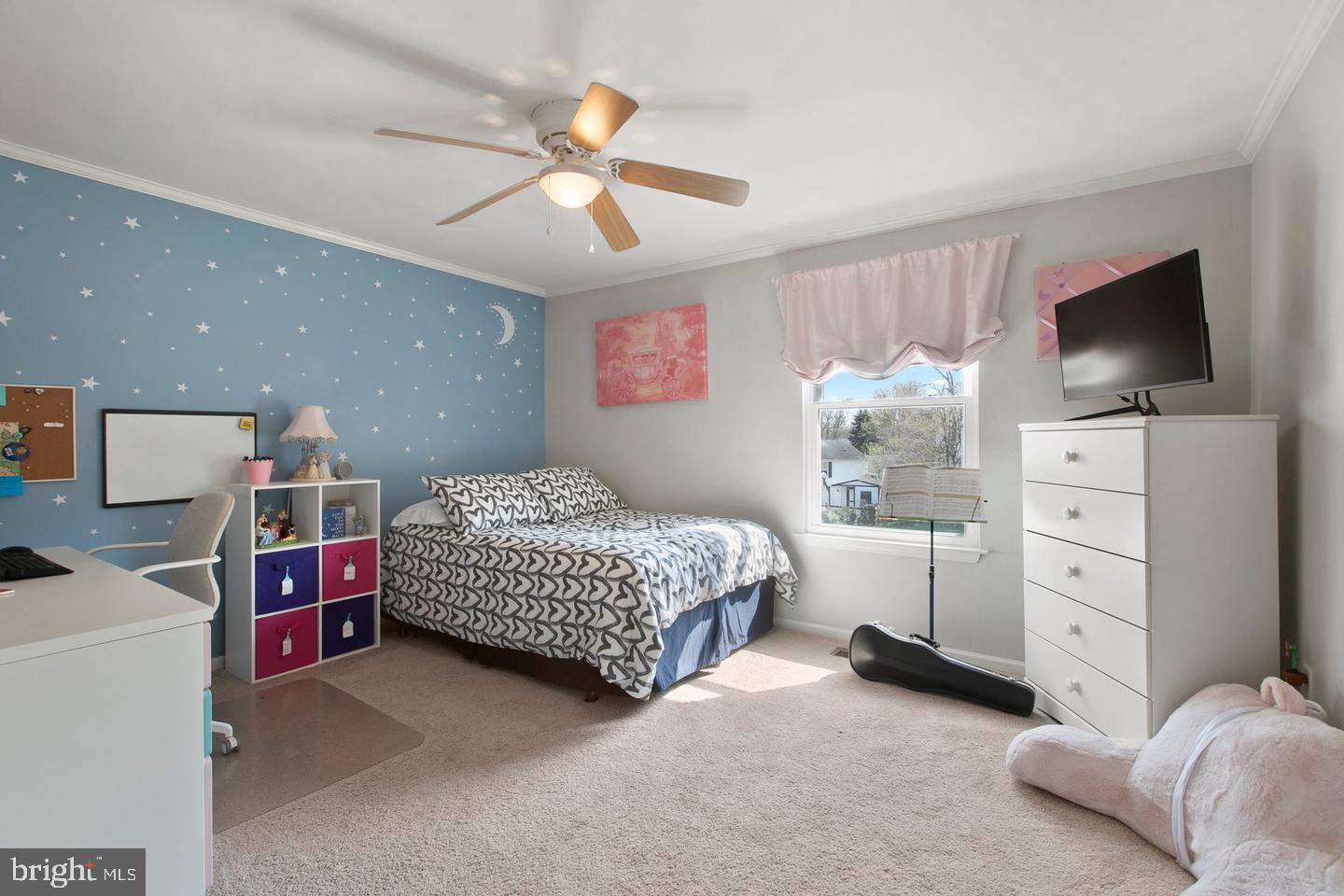 MAYFIELD MANOR - Residential Lease