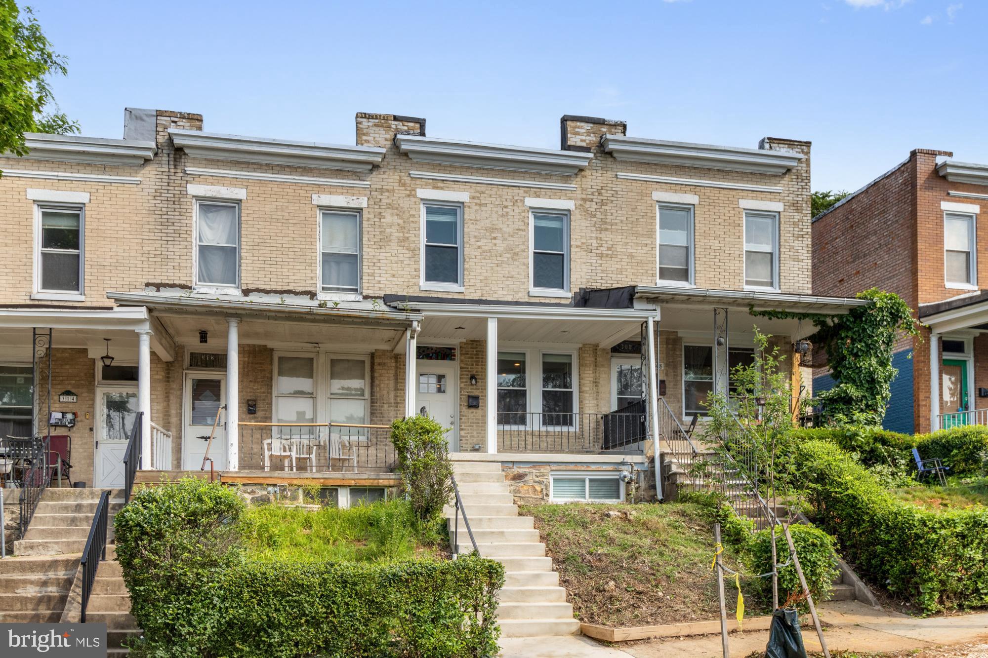 310 W 31ST STREET