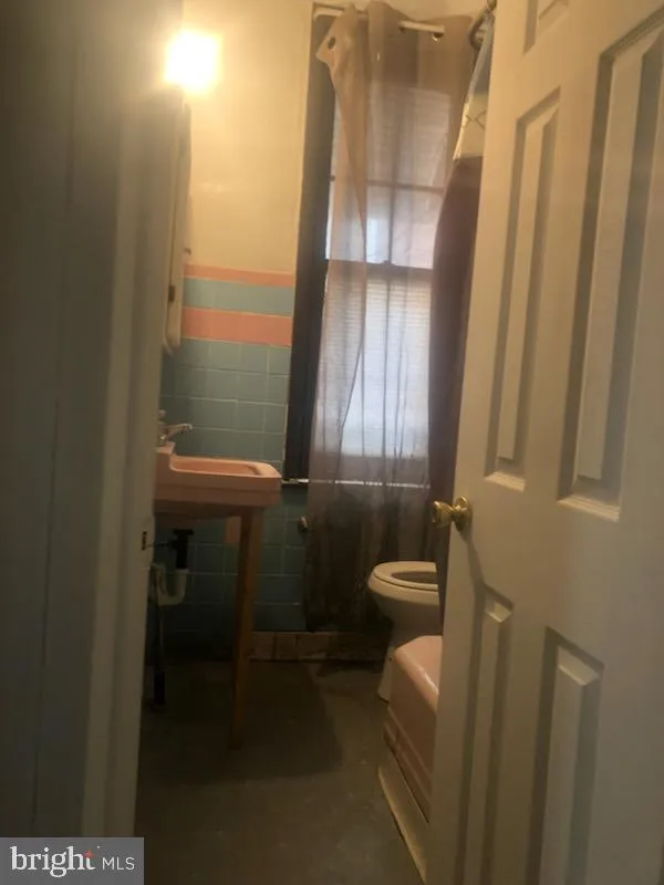 Philadelphia, Pennsylvania 19132, United States, 3 Bedrooms Bedrooms, ,1 BathroomBathrooms,Residential,Active,231