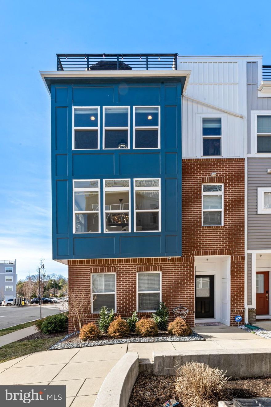 New and Improved Price!!! Come home to luxury and elegance in this sought after community Admirals Square. This 5 year young home has everything you could wish for from large open floor plan, hardwood floors throughout , spacious bedrooms, gourmet kitchen, stainless steel appliances, upgrade electrical package, balcony on main level with roof top deck. On the 4th level there is a lovely bedroom with full bath, loft and California doors to bring the outdoors in walking onto your roof top deck to unwind from your busy day. The master bedroom suite is spacious with a custom walk-in closet. Once on the main level, you will enjoy the open floor plan for your entertaining delight, natural light from all the windows surrounding, gourmet kitchen, gas fireplace and balcony to enjoy your morning coffee. The home is centrally located in the heart of Annapolis near shopping, restaurants, parks, hwy and trails. You don't want to miss this opportunity to own this gorgeous home. Seller's are motivated and bring your best offer. Home Sold As-Is and some furniture is available for sell.