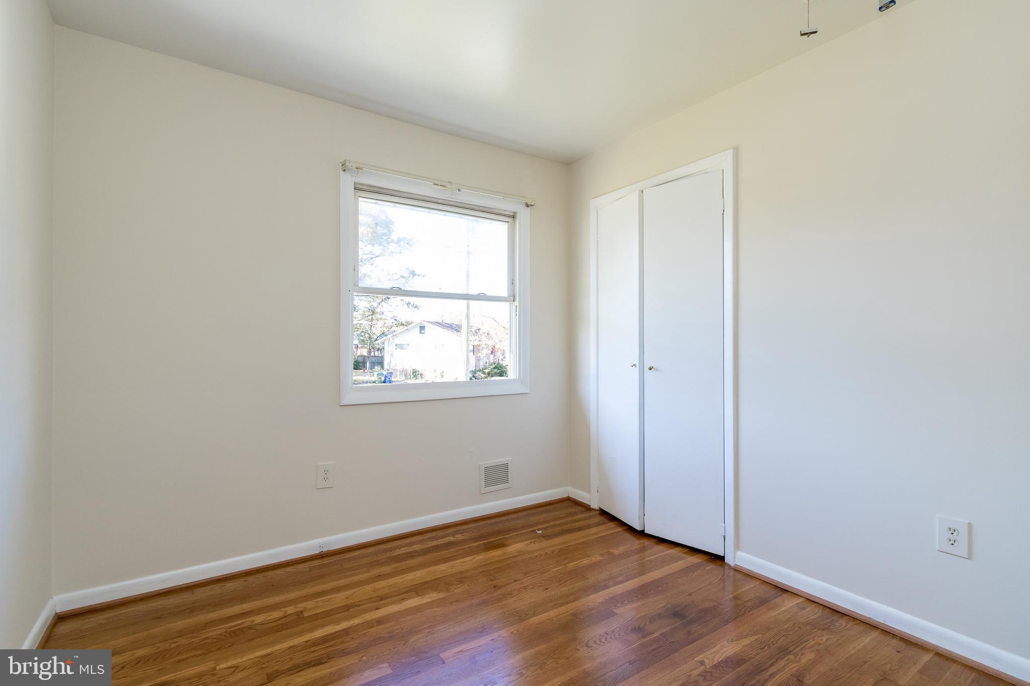 DISTRICT HEIGHTS - Residential Lease