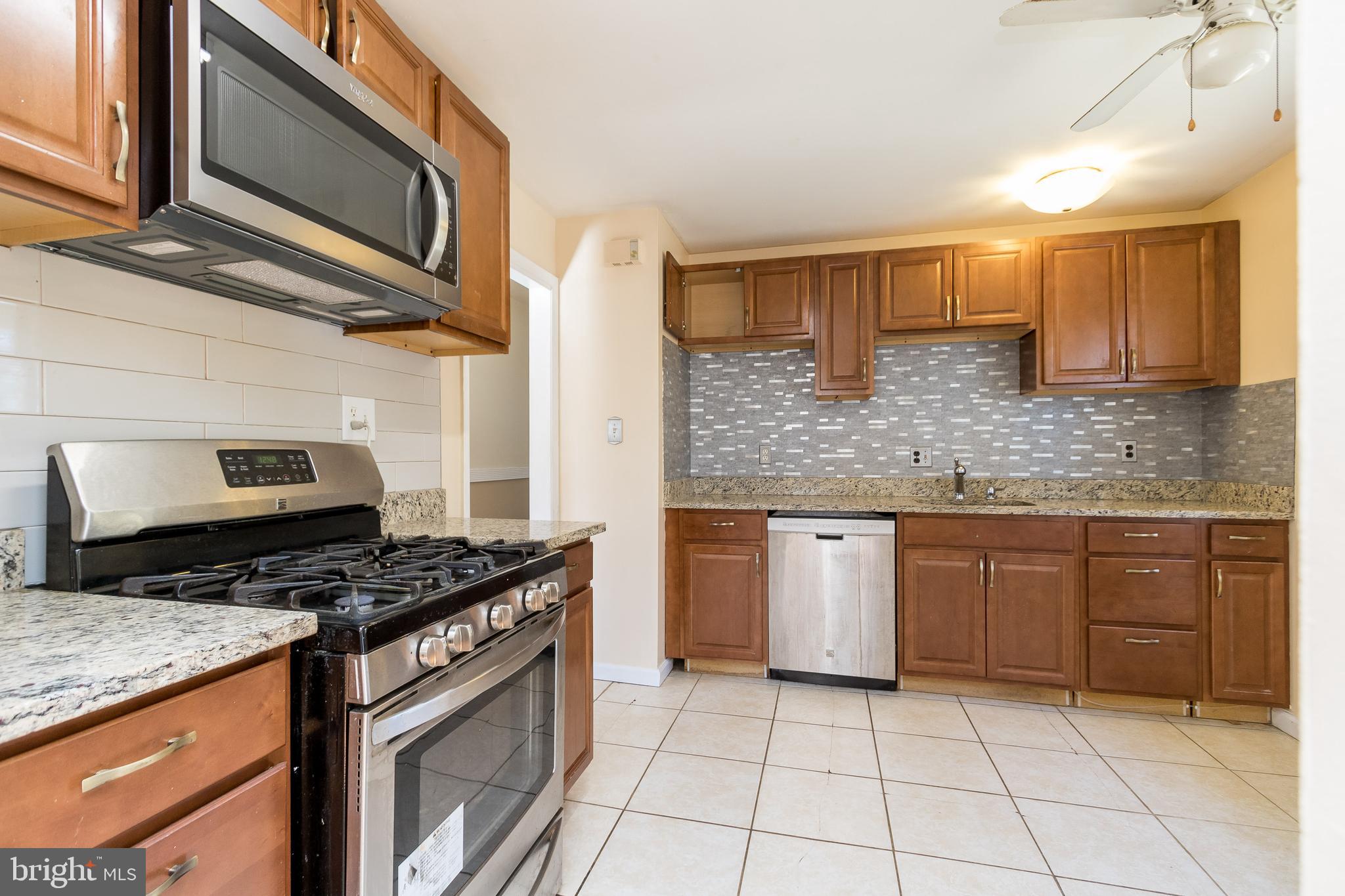 DISTRICT HEIGHTS - Residential Lease