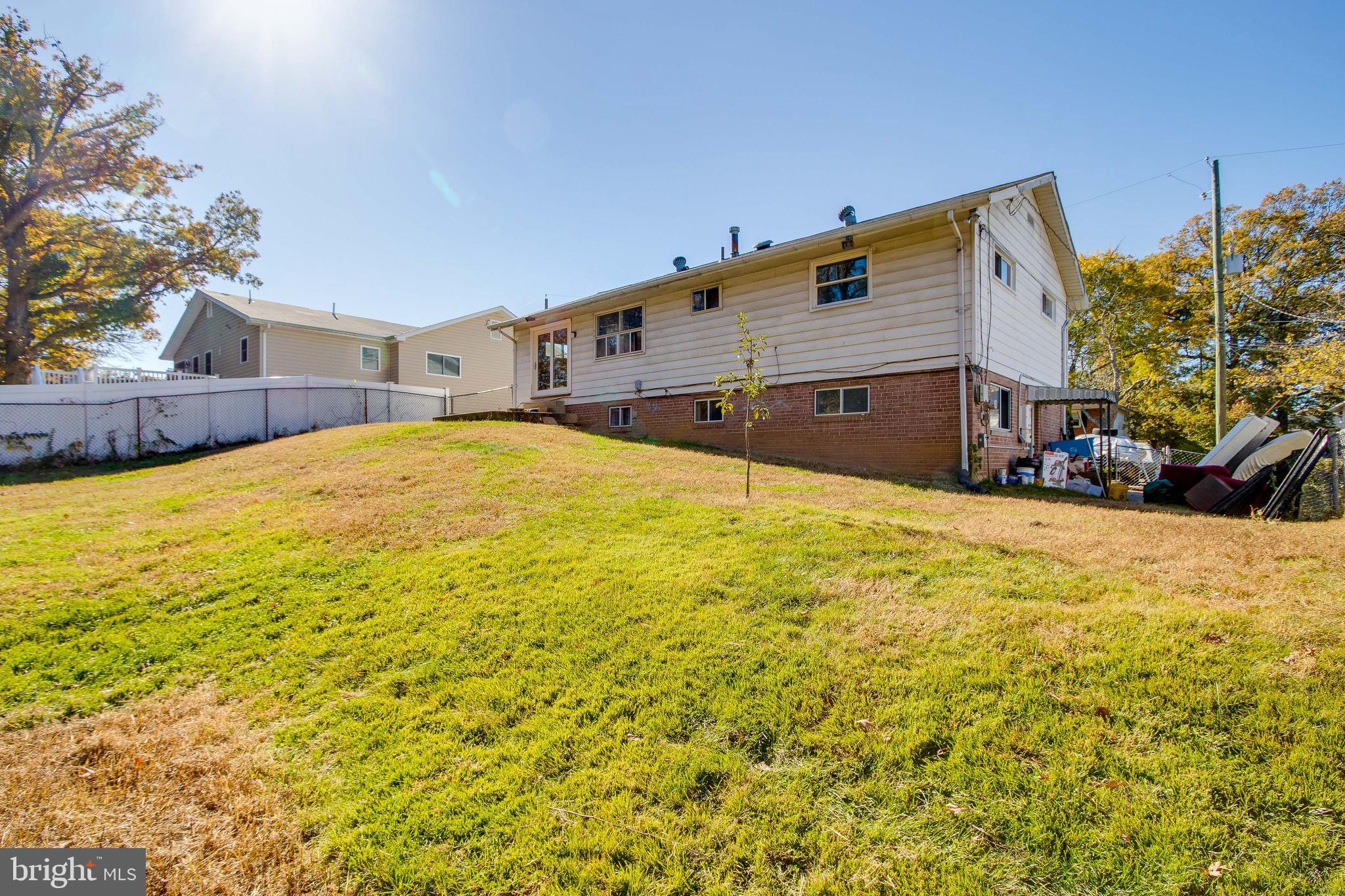 DISTRICT HEIGHTS - Residential Lease