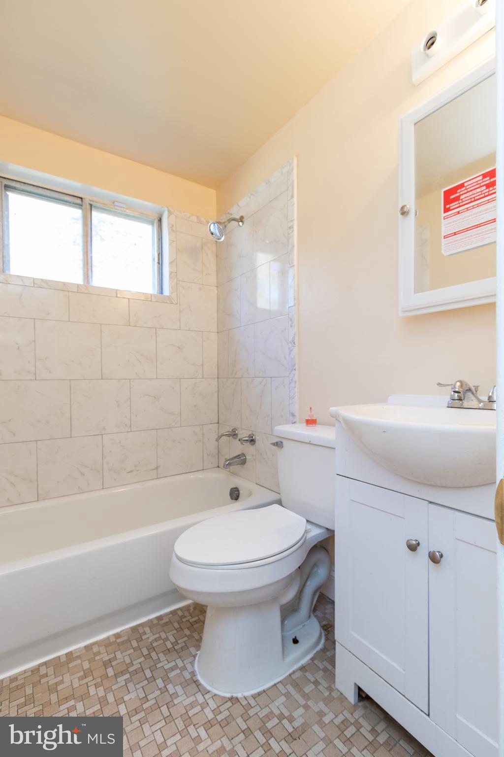 DISTRICT HEIGHTS - Residential Lease