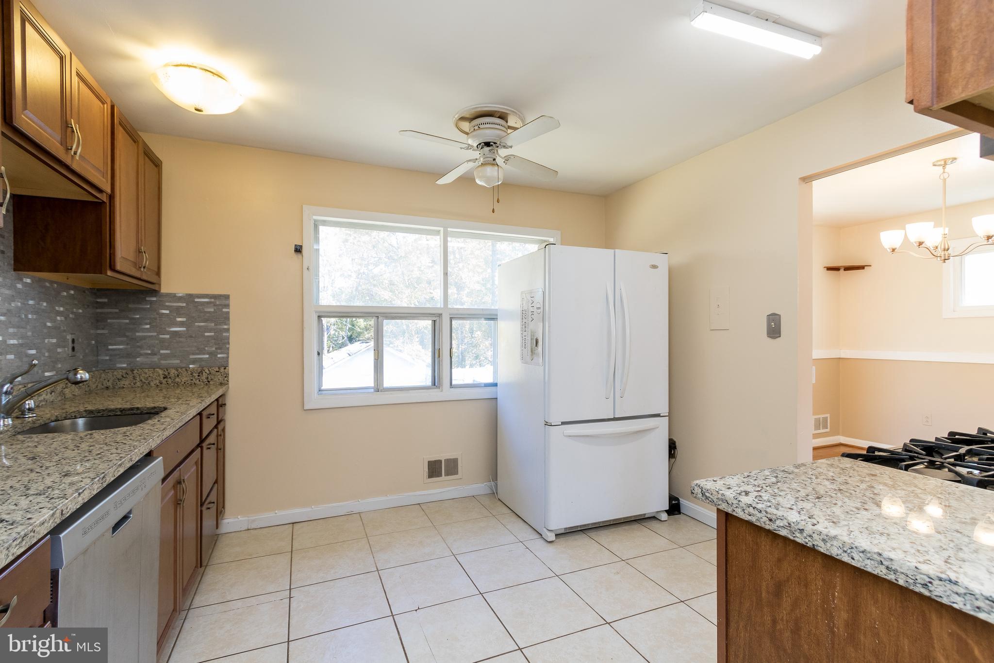 DISTRICT HEIGHTS - Residential Lease