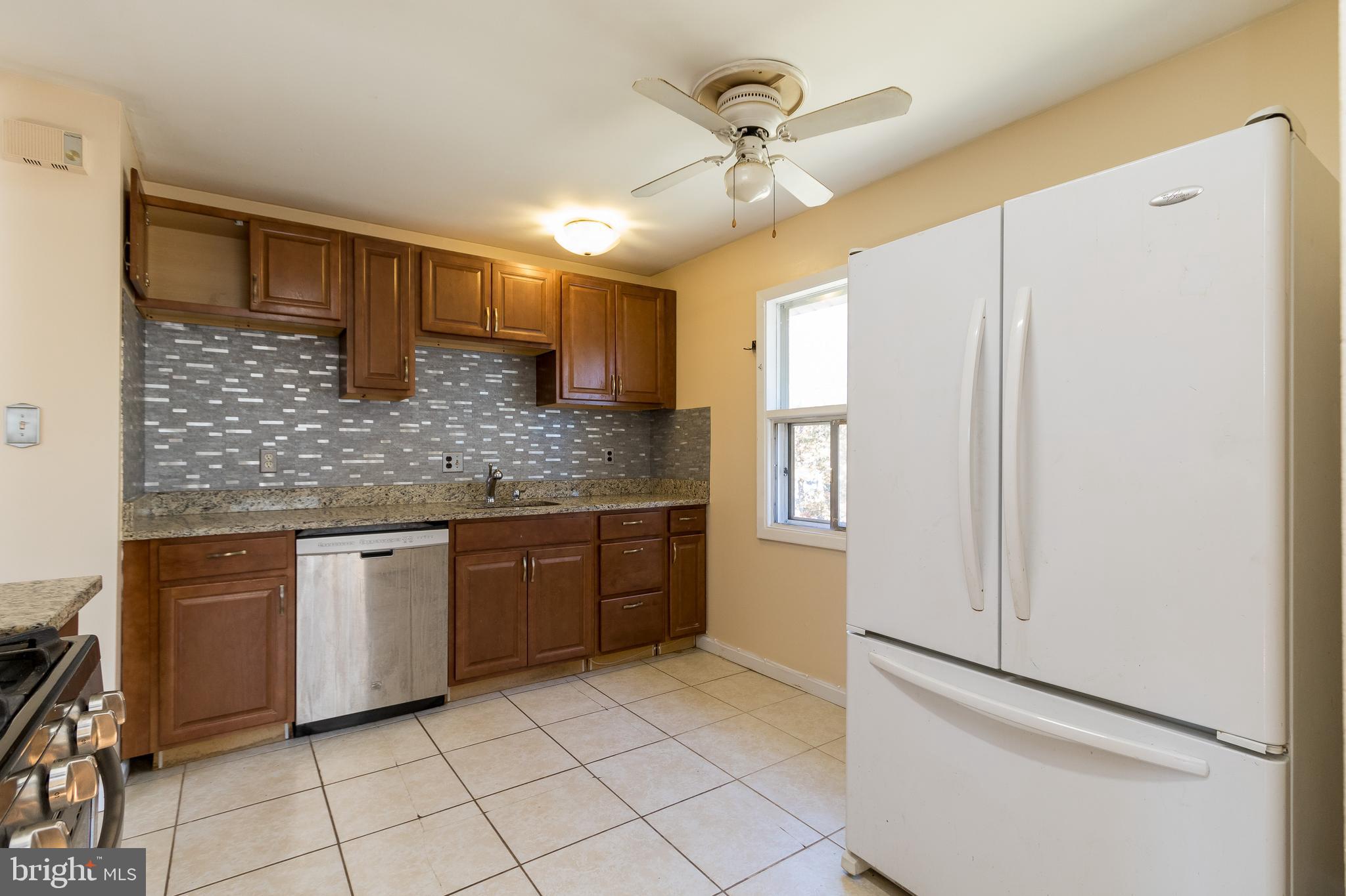 DISTRICT HEIGHTS - Residential Lease