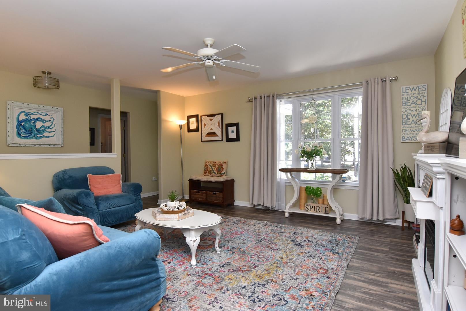 23584 HOLLY CIRCLE