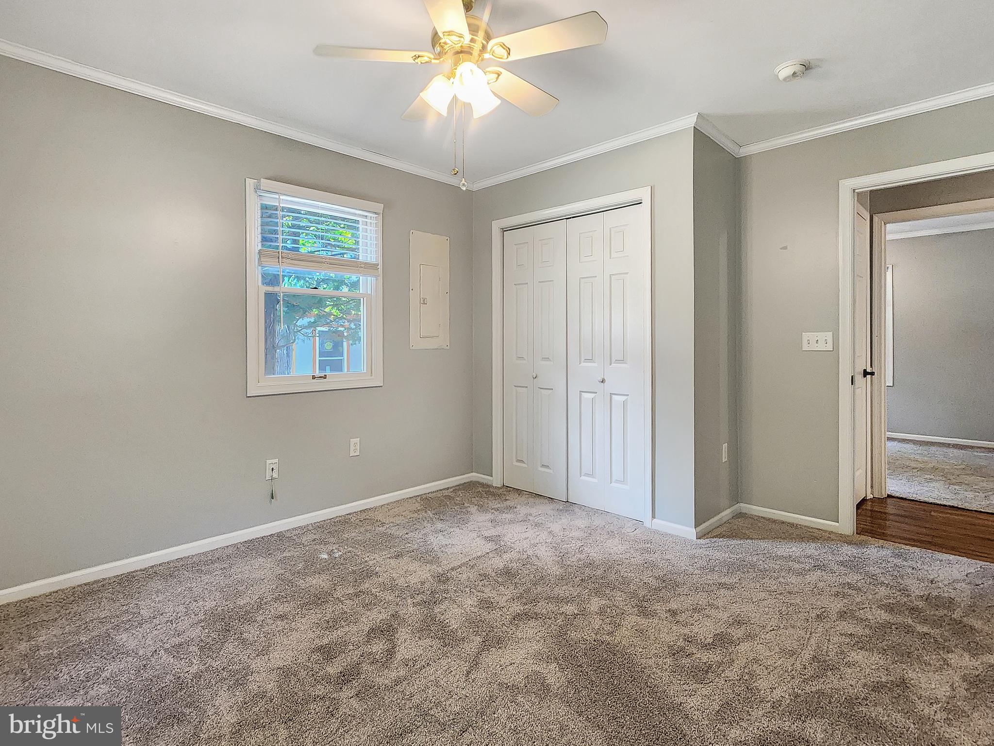 CAPTAIN'S COVE - Residential