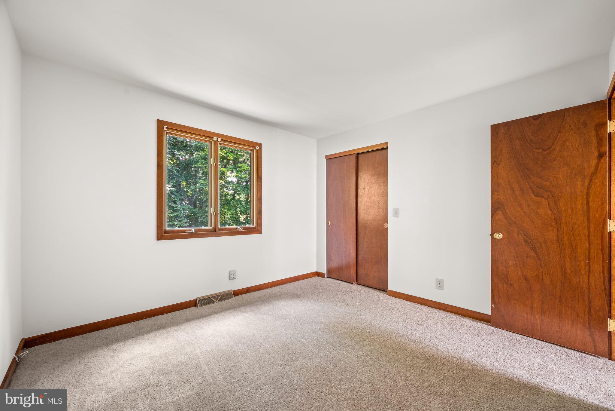 GROVE HILL FARMS - Residential