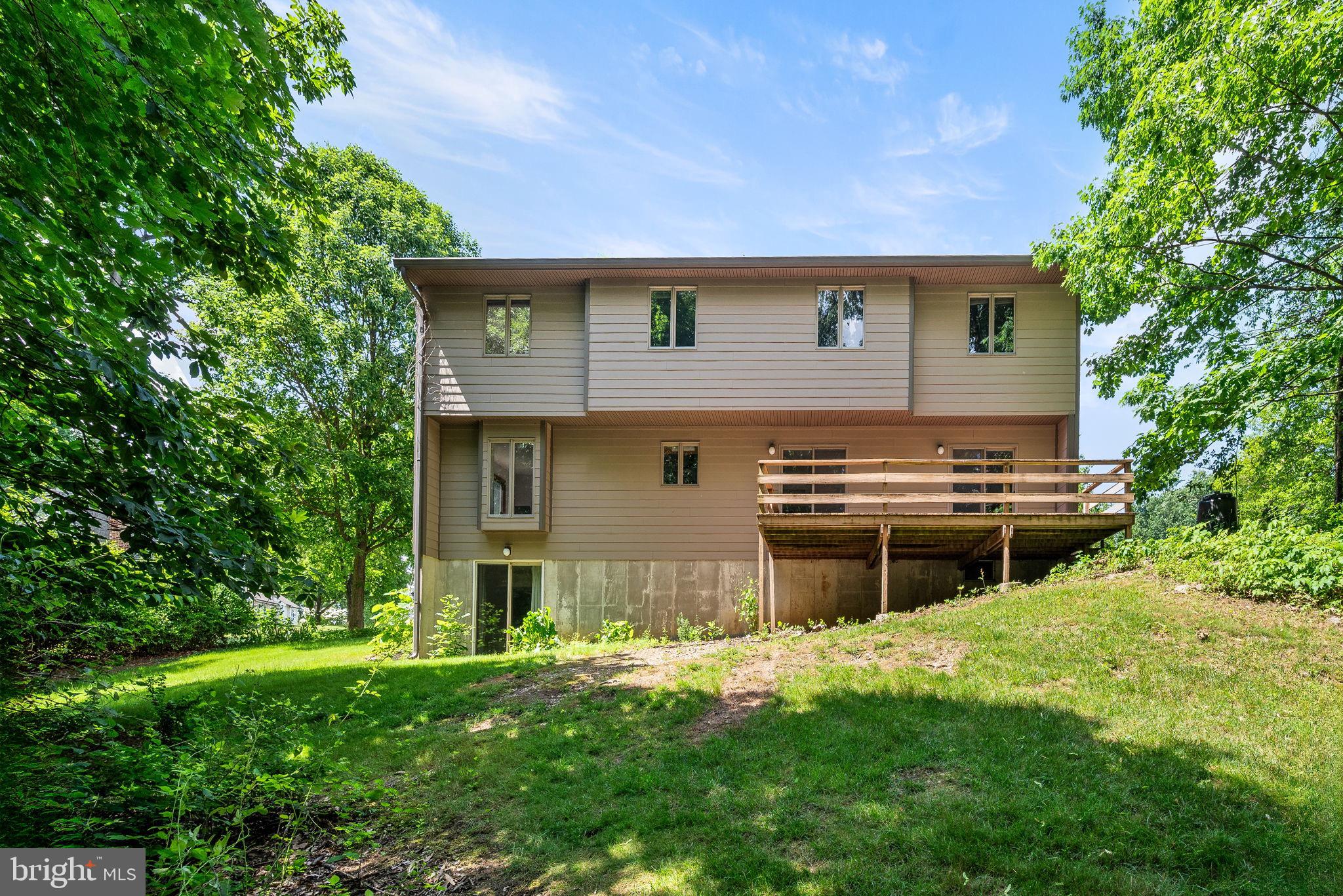 GROVE HILL FARMS - Residential