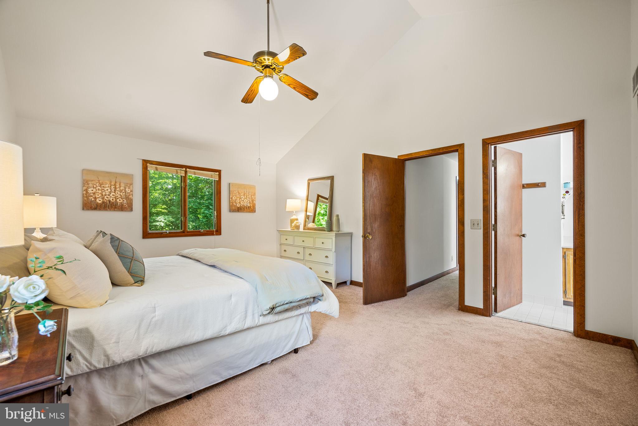 GROVE HILL FARMS - Residential