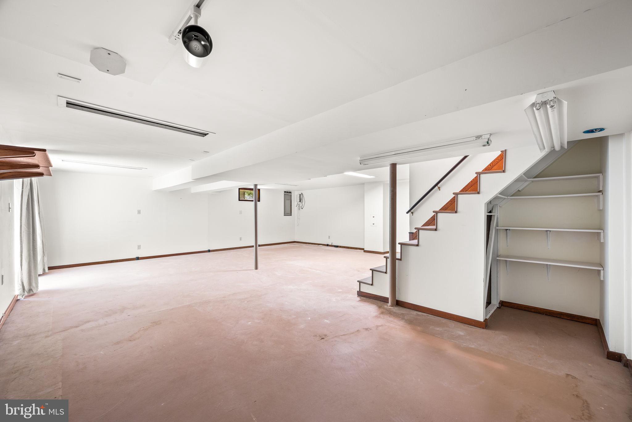 GROVE HILL FARMS - Residential