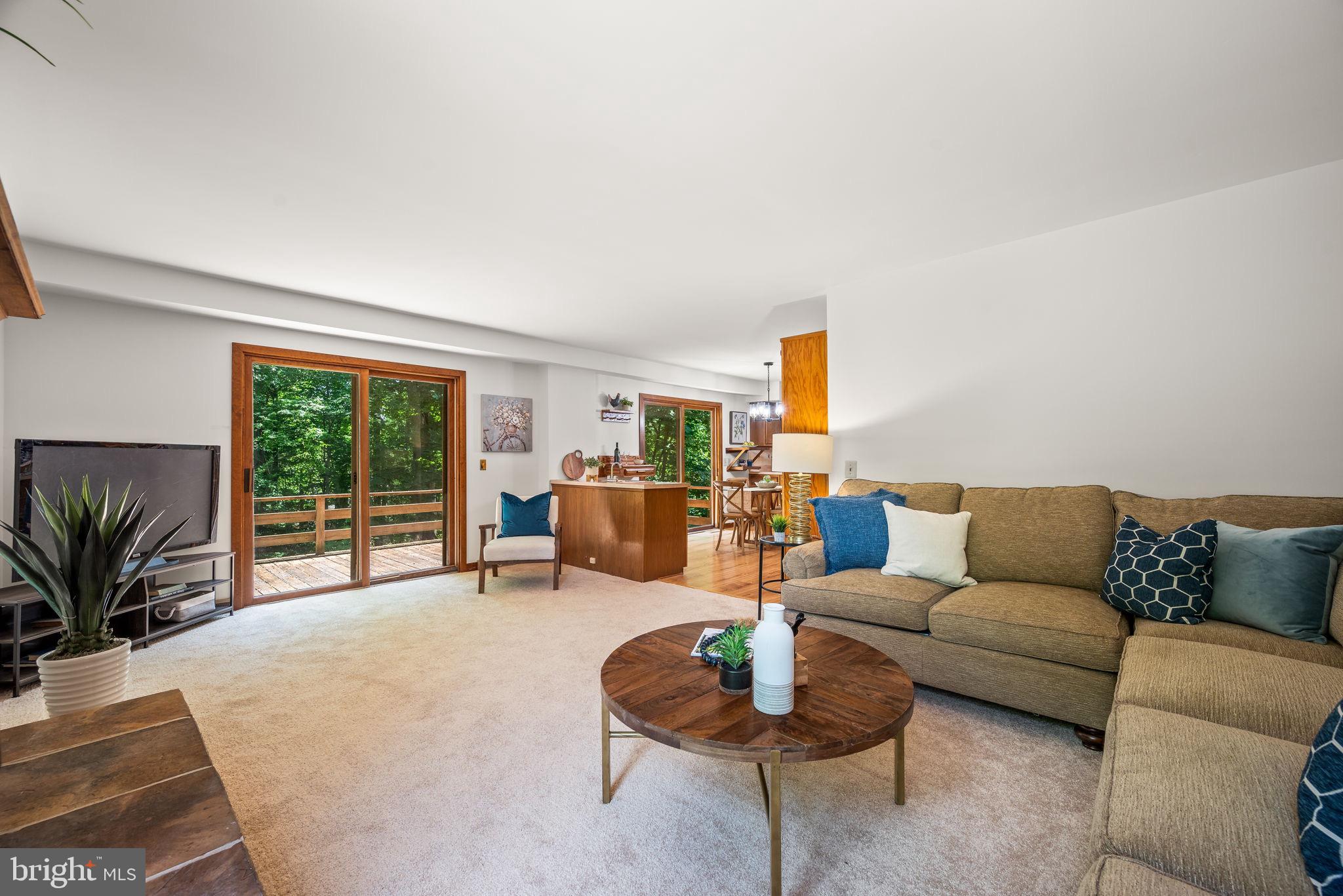 GROVE HILL FARMS - Residential