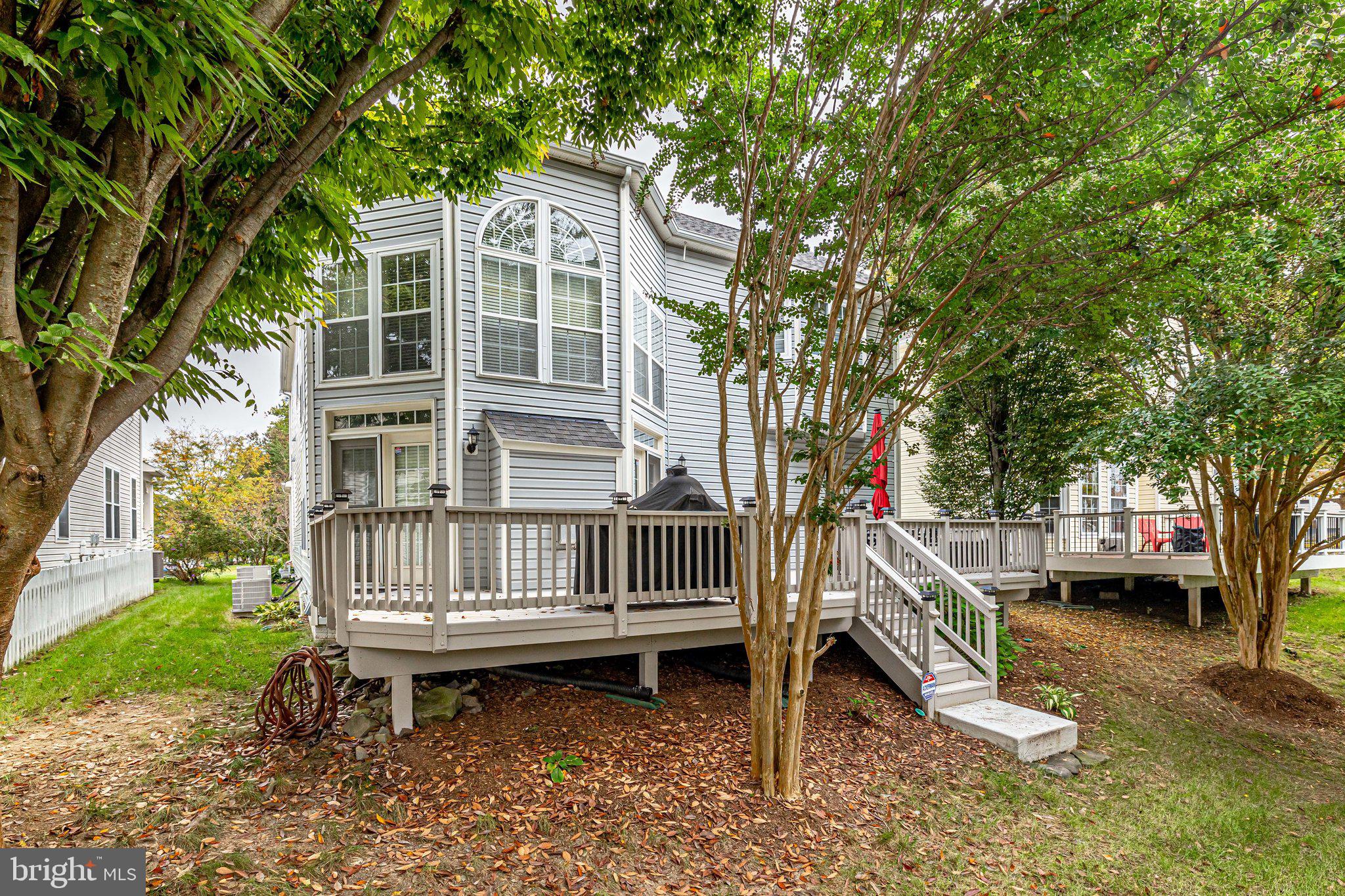 SIGNATURE AT BROADLANDS - Residential