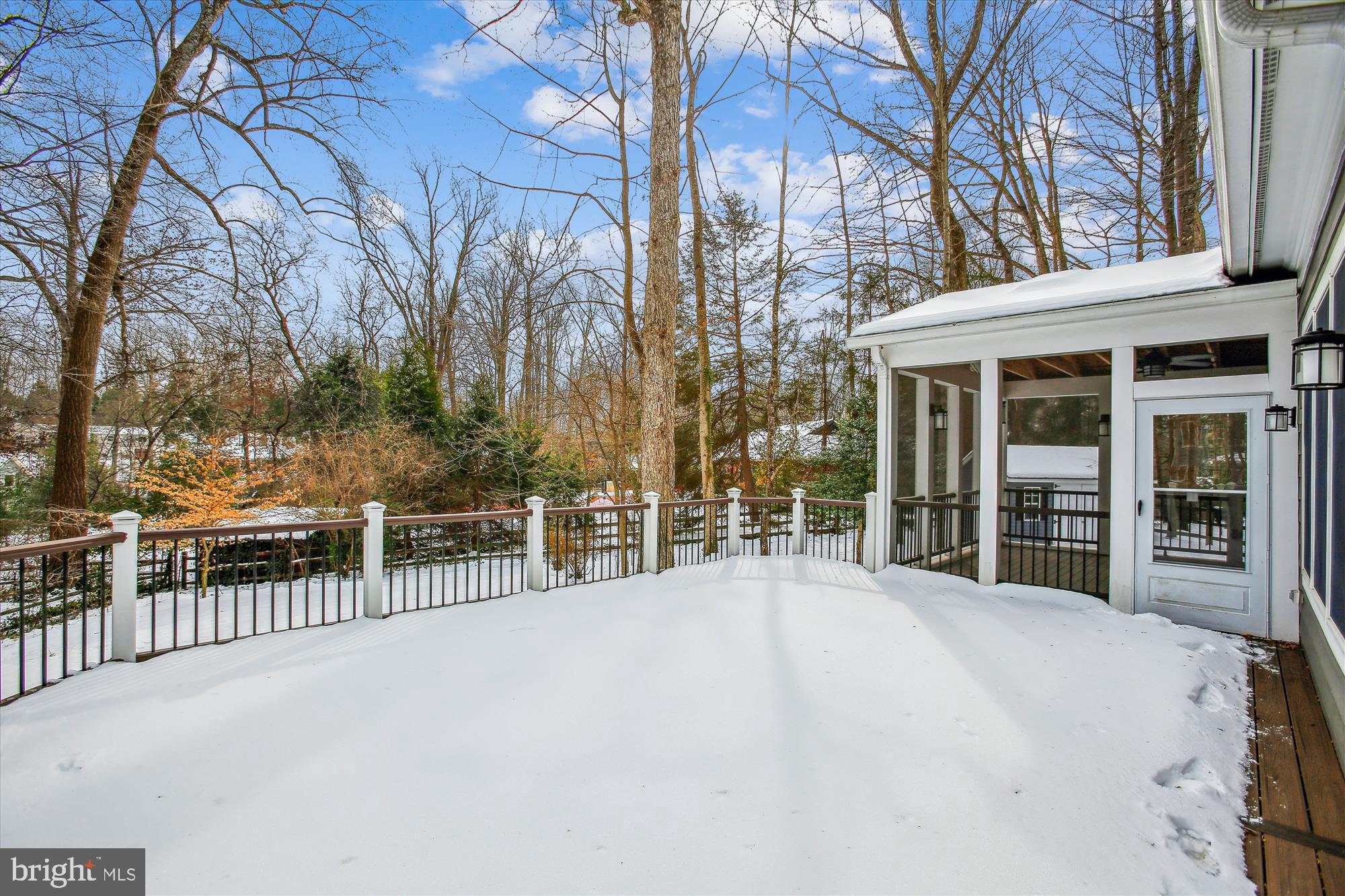 RICH E LAND - Residential