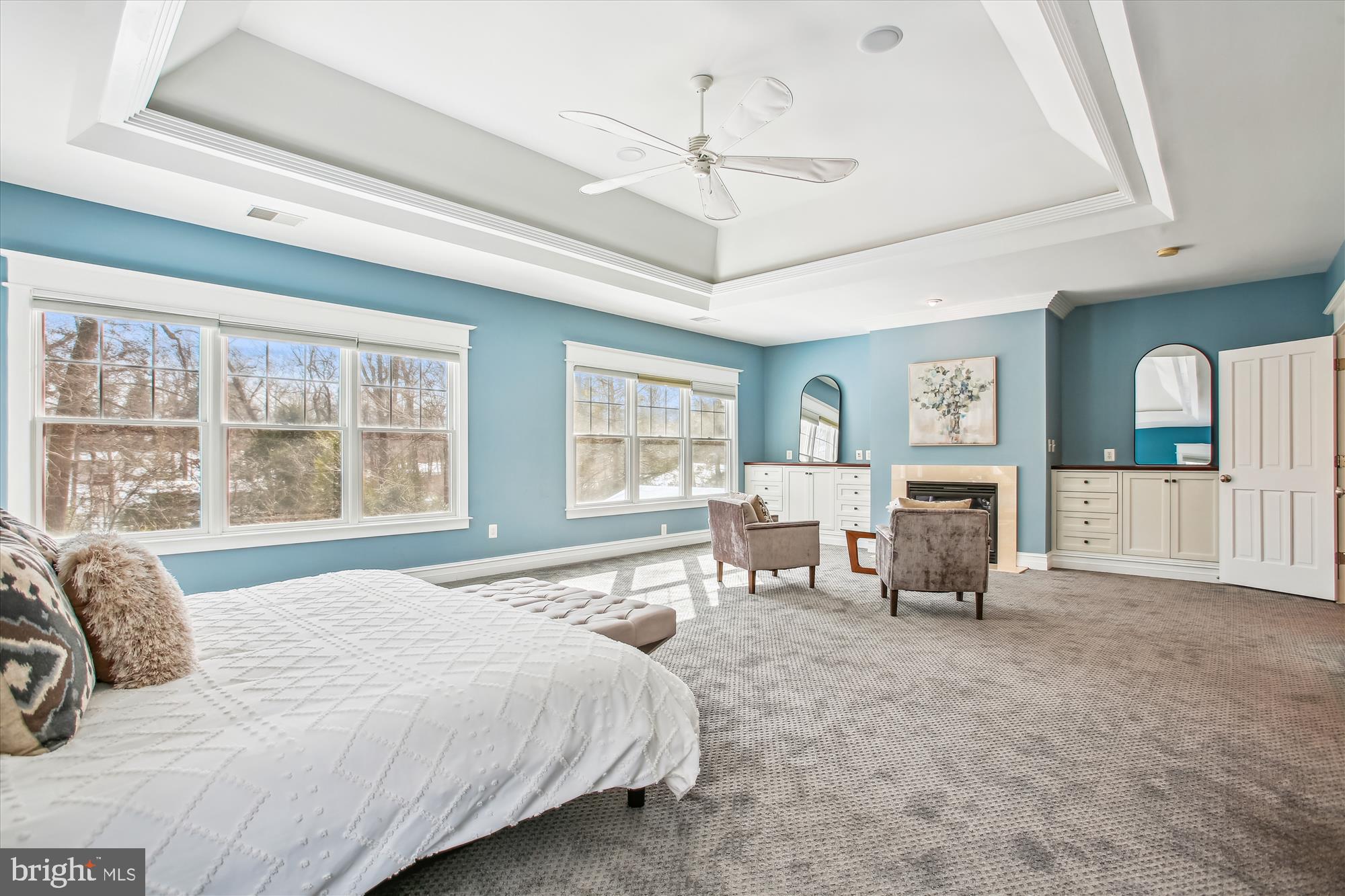 RICH E LAND - Residential