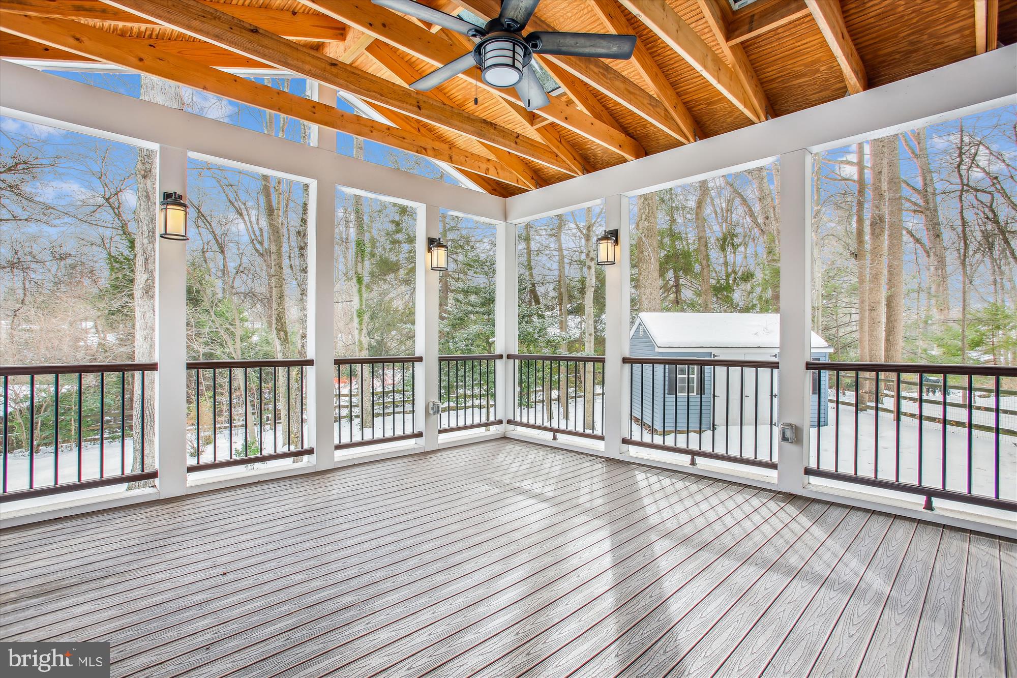 RICH E LAND - Residential