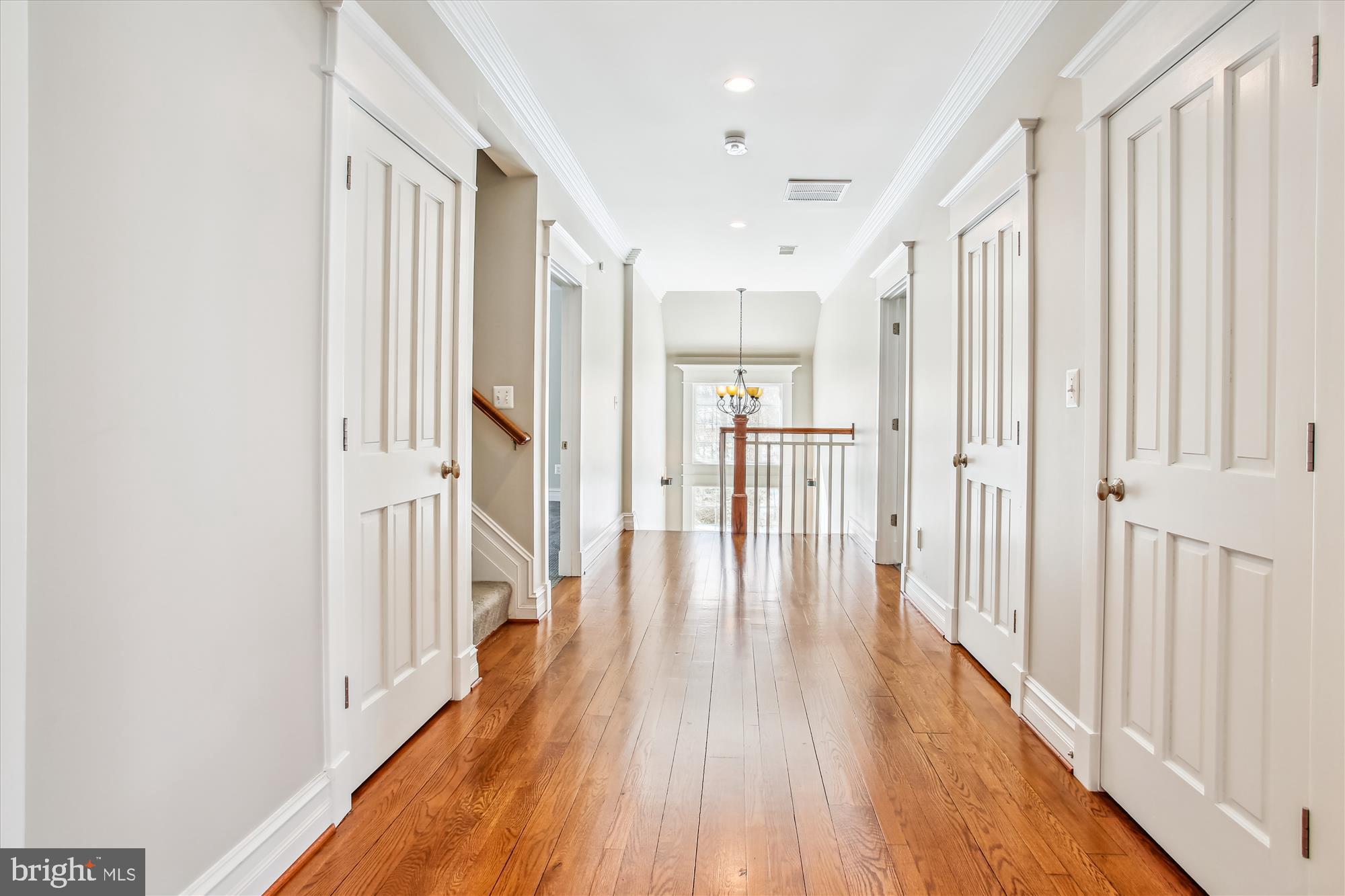 RICH E LAND - Residential