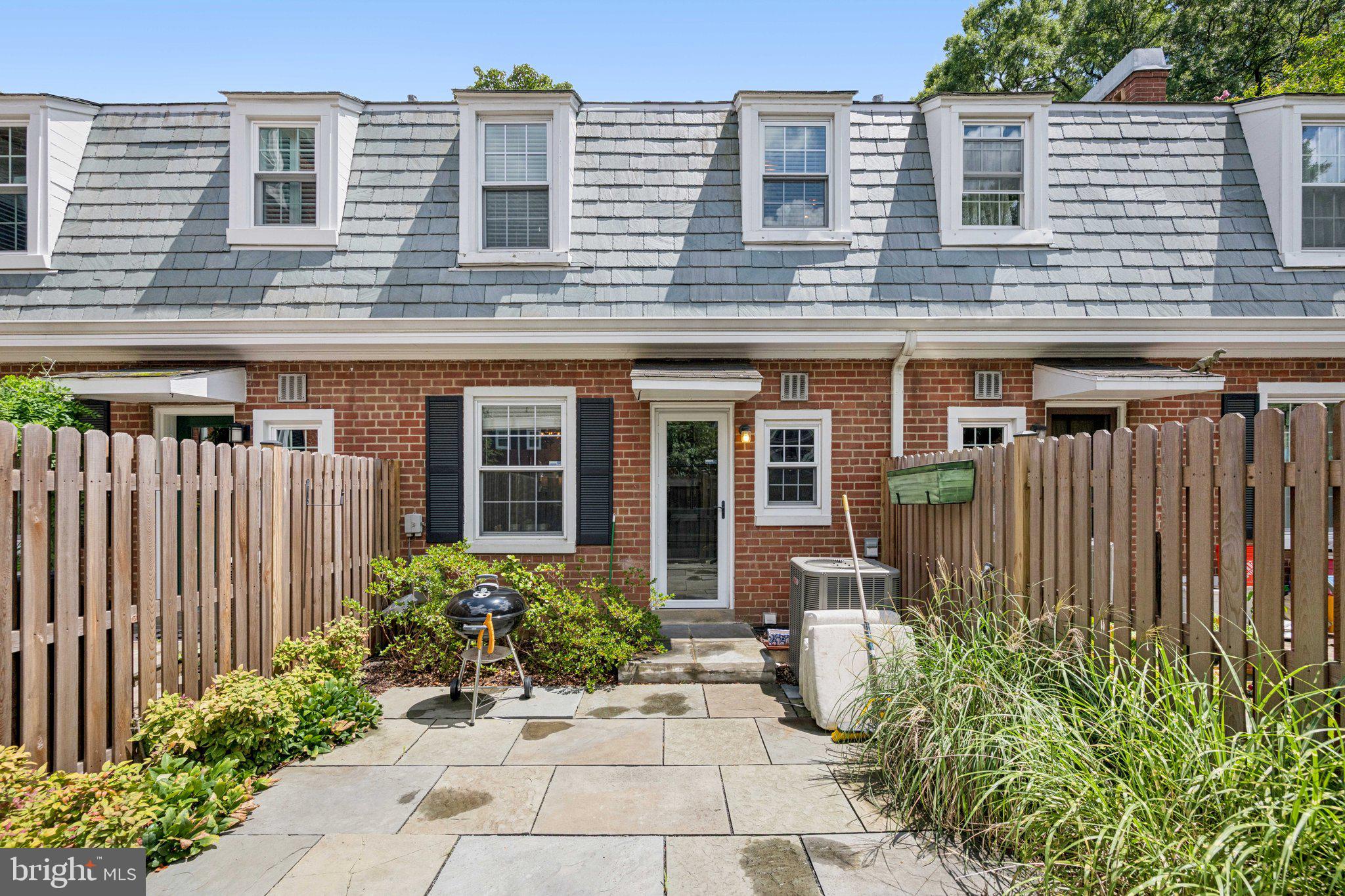 FAIRLINGTON - Residential Lease